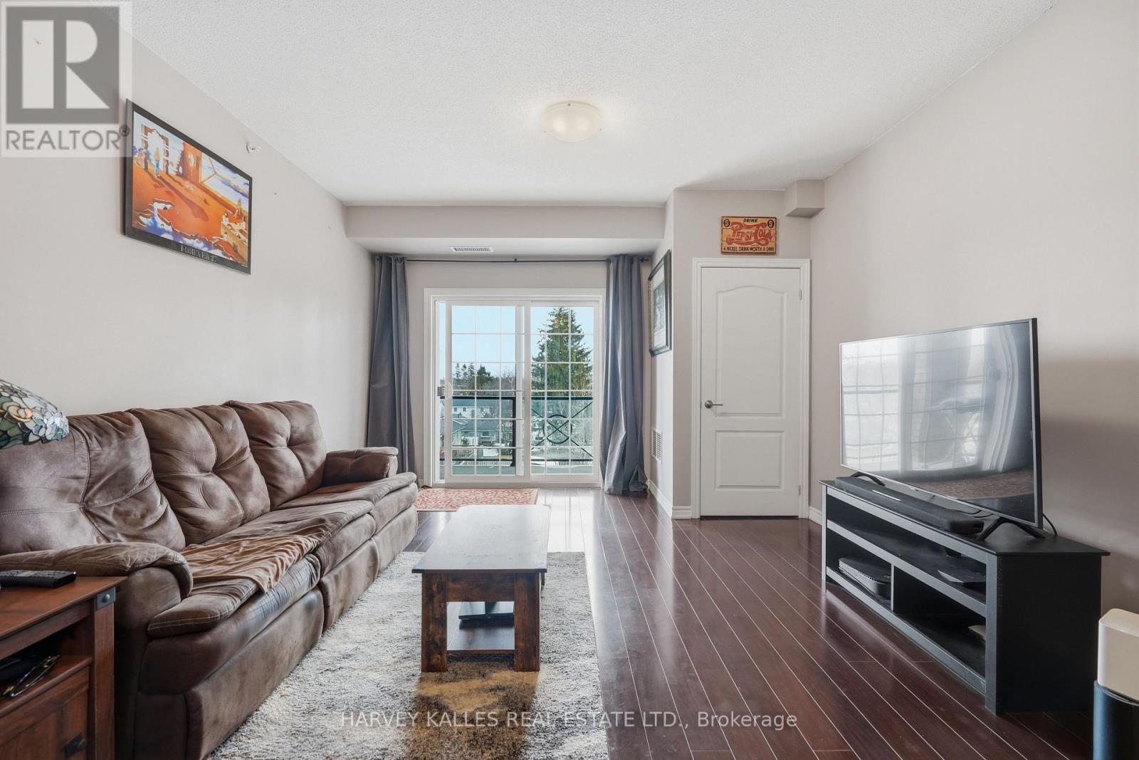 303 - 45 Ferndale Drive, Barrie, Ontario  L4N 5W7 - Photo 5 - S12886634