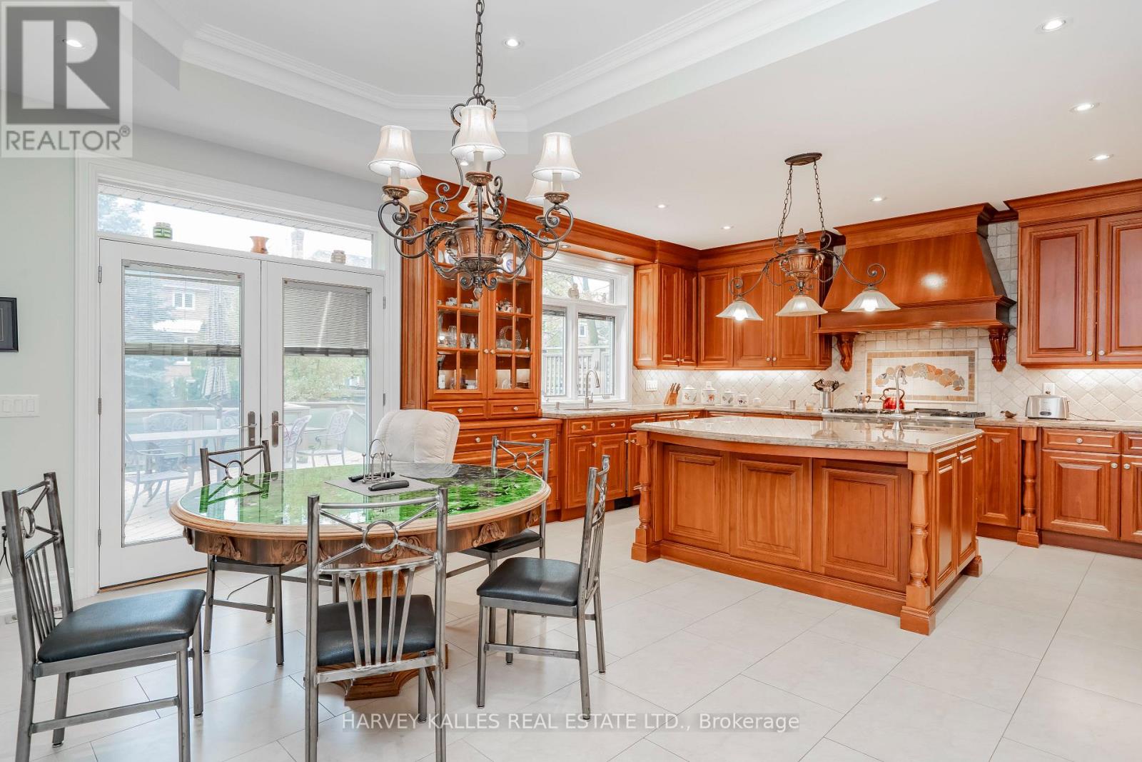 2370 Hammond Road, Mississauga, Ontario  L5K 1T2 - Photo 15 - W12888014