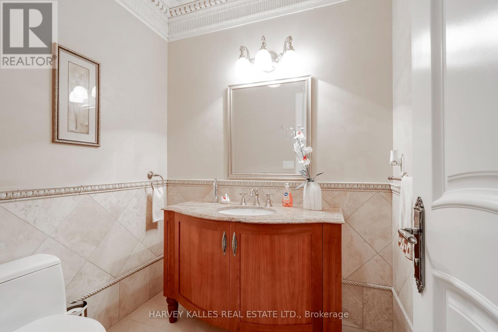 2370 Hammond Road, Mississauga, Ontario  L5K 1T2 - Photo 24 - W12888014