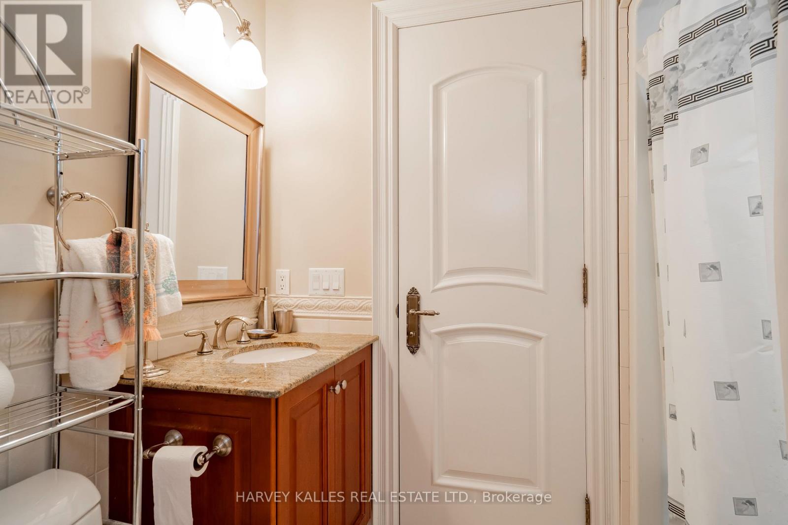 2370 Hammond Road, Mississauga, Ontario  L5K 1T2 - Photo 29 - W12888014