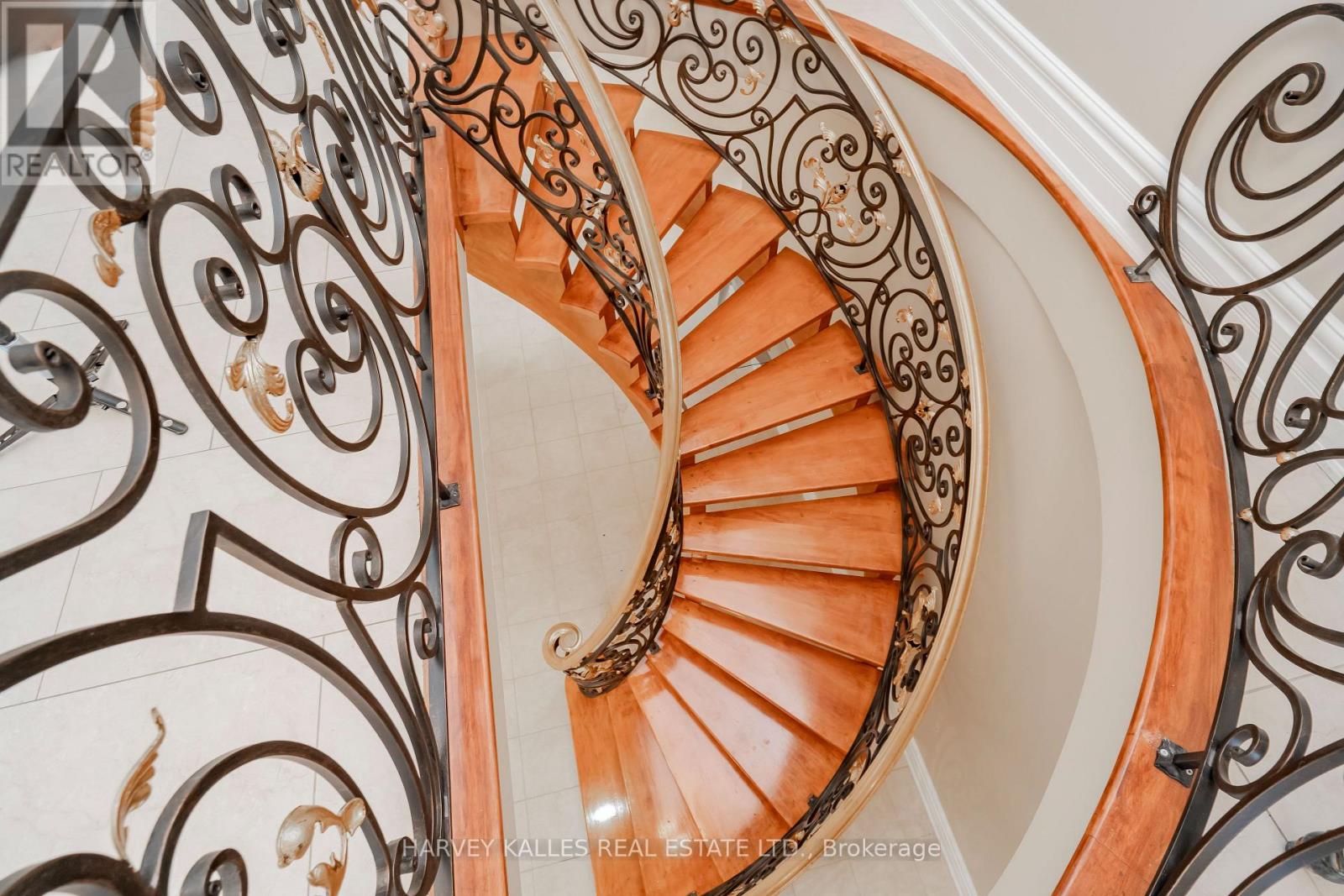 2370 Hammond Road, Mississauga, Ontario  L5K 1T2 - Photo 34 - W12888014