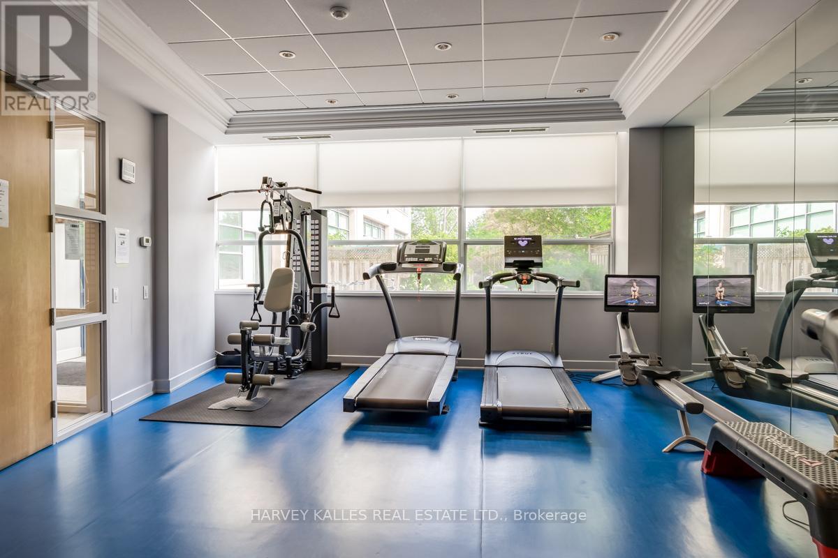 130 - 1001 Roselawn Avenue, Toronto, Ontario  M6B 4M4 - Photo 15 - W12888142