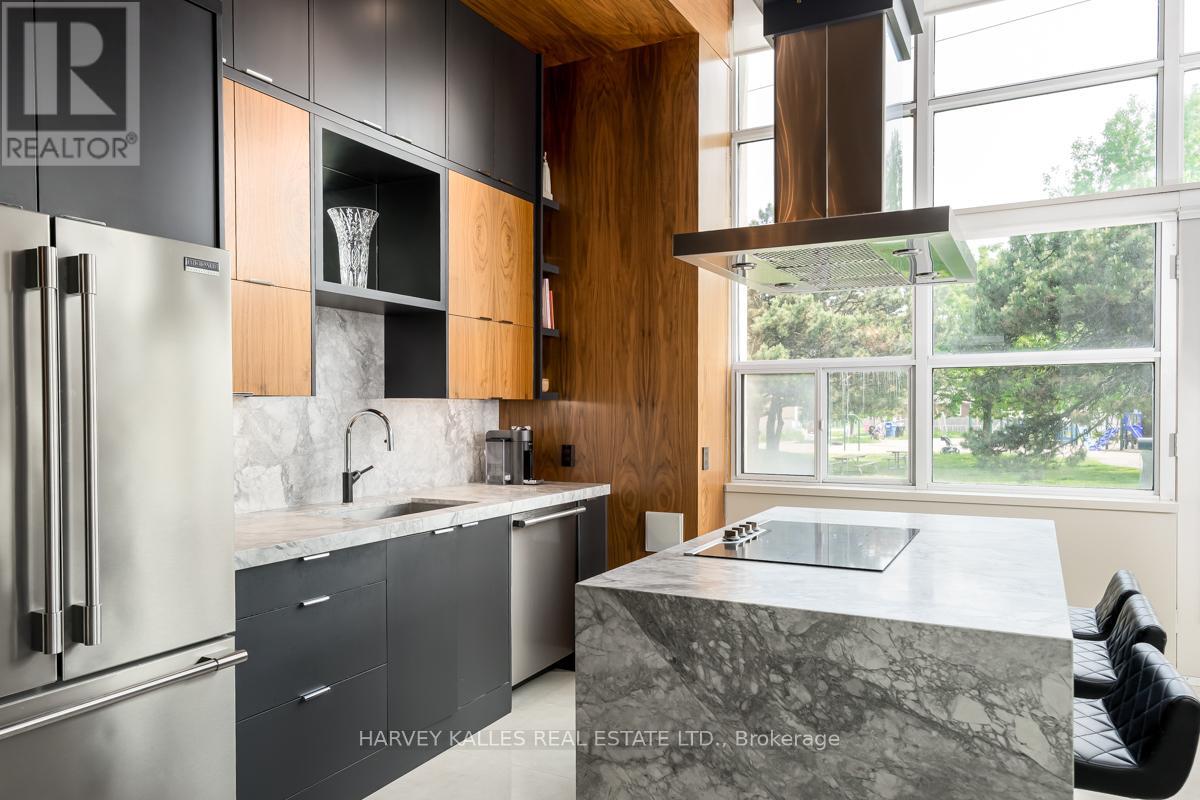 130 - 1001 Roselawn Avenue, Toronto, Ontario  M6B 4M4 - Photo 4 - W12888142