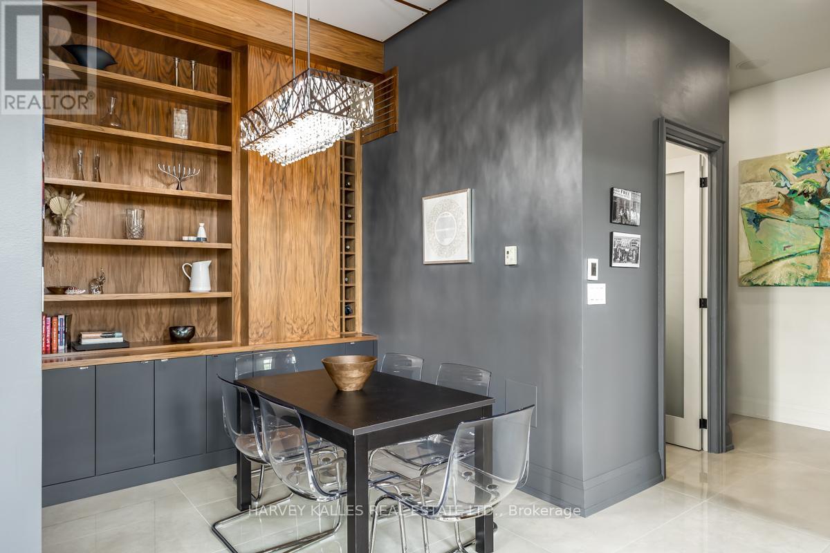 130 - 1001 Roselawn Avenue, Toronto, Ontario  M6B 4M4 - Photo 5 - W12888142