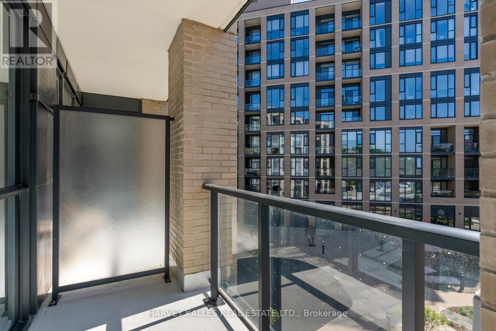 305 - 293 The Kingsway, Toronto, Ontario  M9A 3A9 - Photo 33 - W12889310