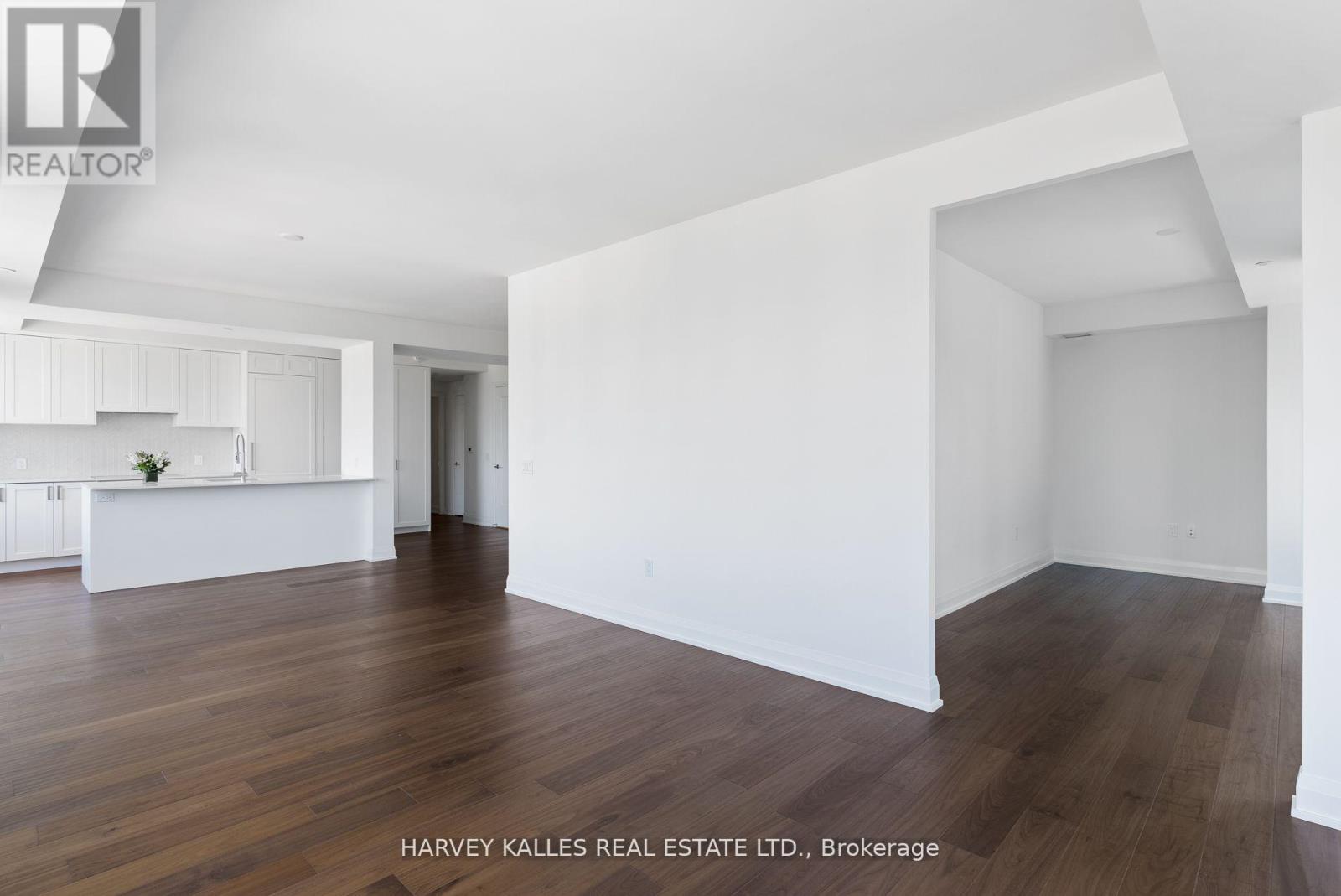 519 - 293 The Kingsway, Toronto, Ontario  M9A 3A9 - Photo 10 - W12889378