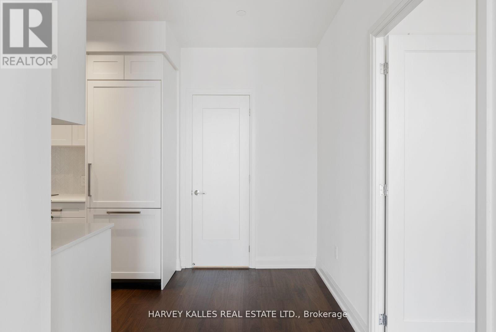 620 - 293 The Kingsway, Toronto, Ontario  M9A 3A9 - Photo 31 - W12889422