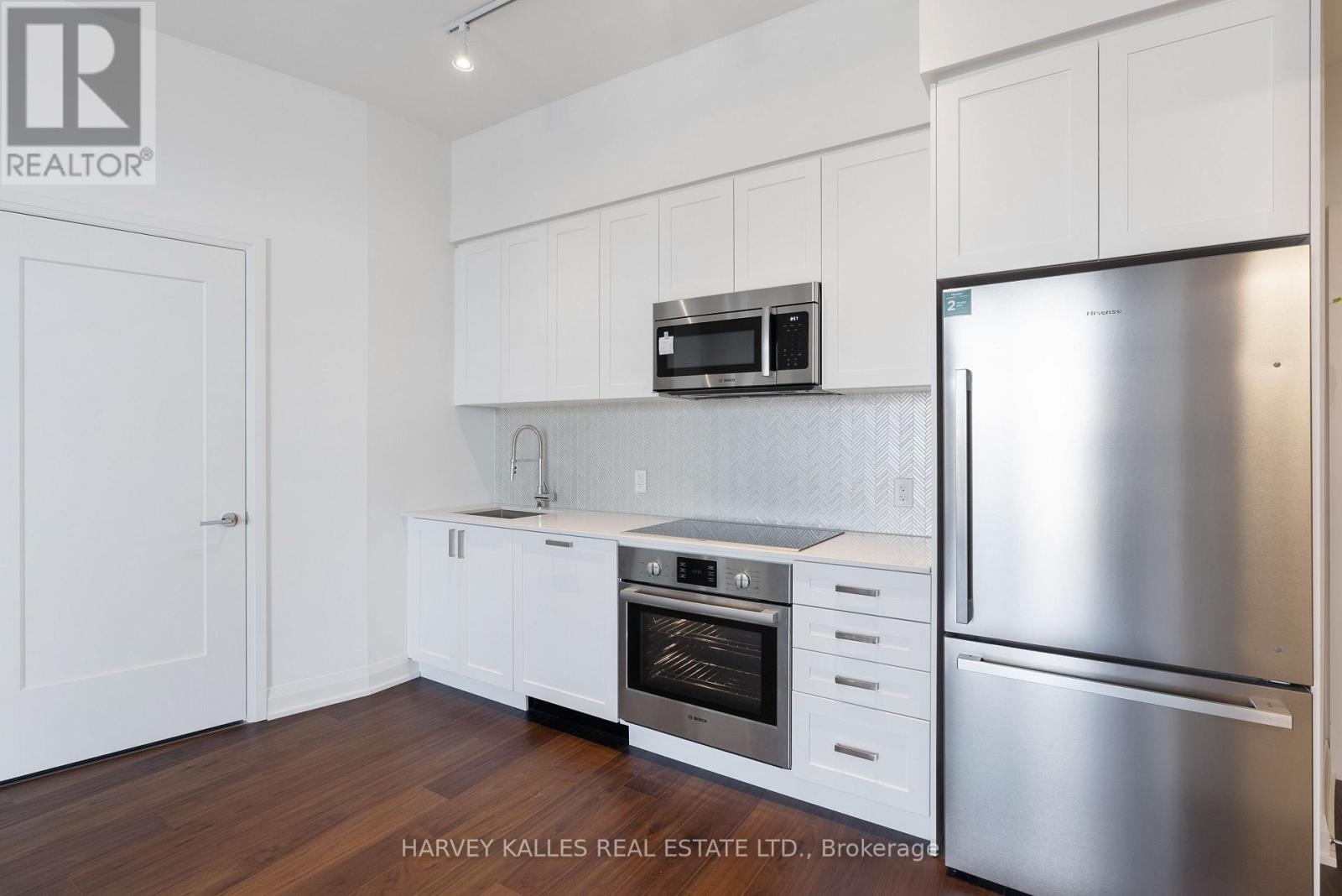 707 - 293 The Kingsway, Toronto, Ontario  M9A 3A9 - Photo 9 - W12889500