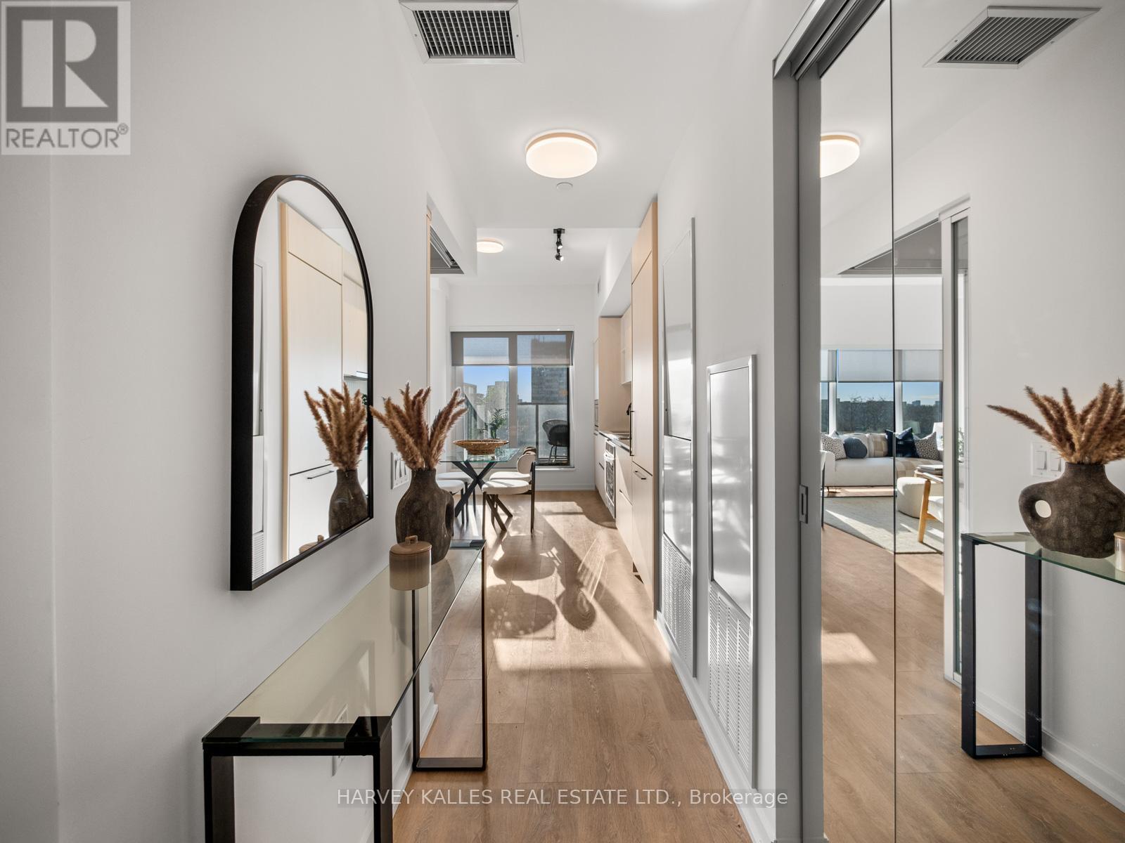 503 - 1285 Dupont Street, Toronto, Ontario  M6H 0E3 - Photo 3 - W12870022