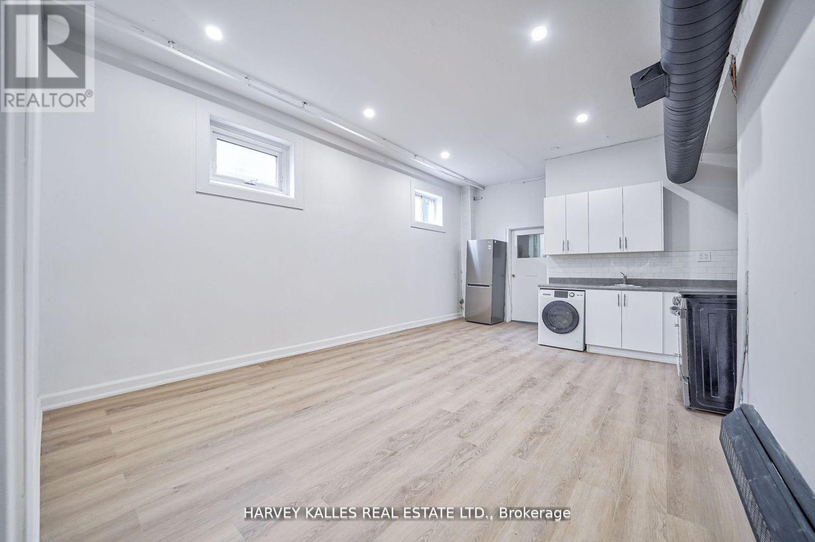 Unit 5 - 1046 Bathurst Street, Toronto, Ontario  M5R 3G7 - Photo 11 - C12892878