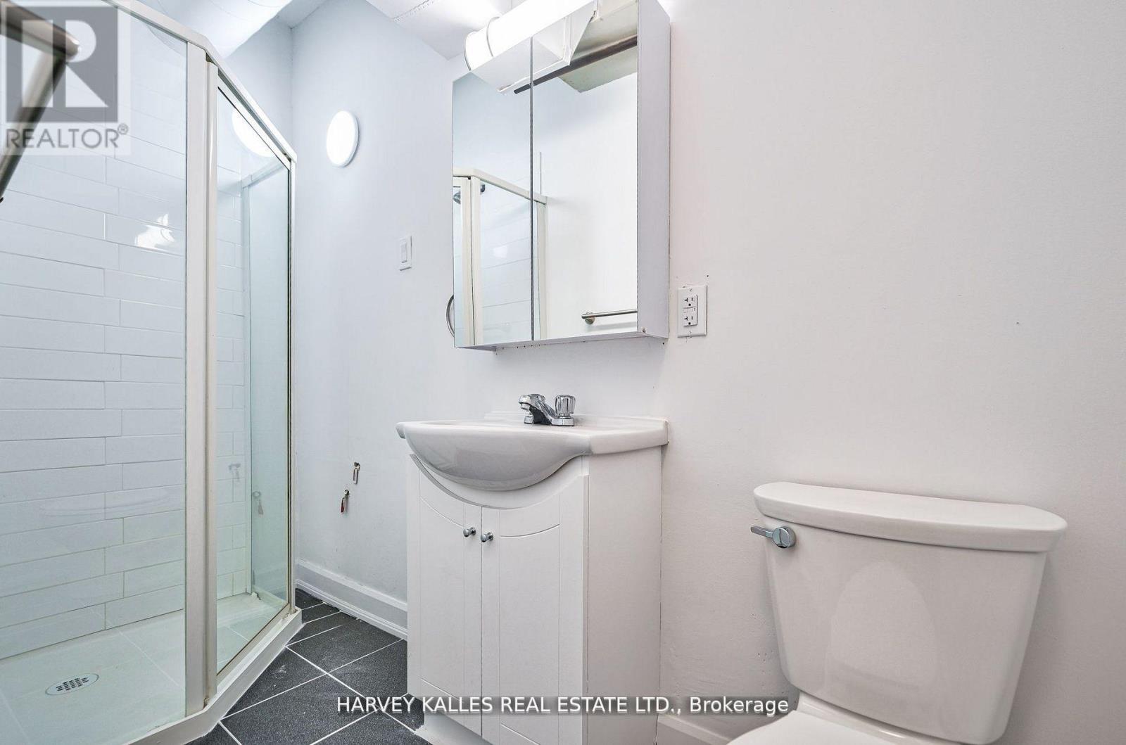Unit 5 - 1046 Bathurst Street, Toronto, Ontario  M5R 3G7 - Photo 19 - C12892878