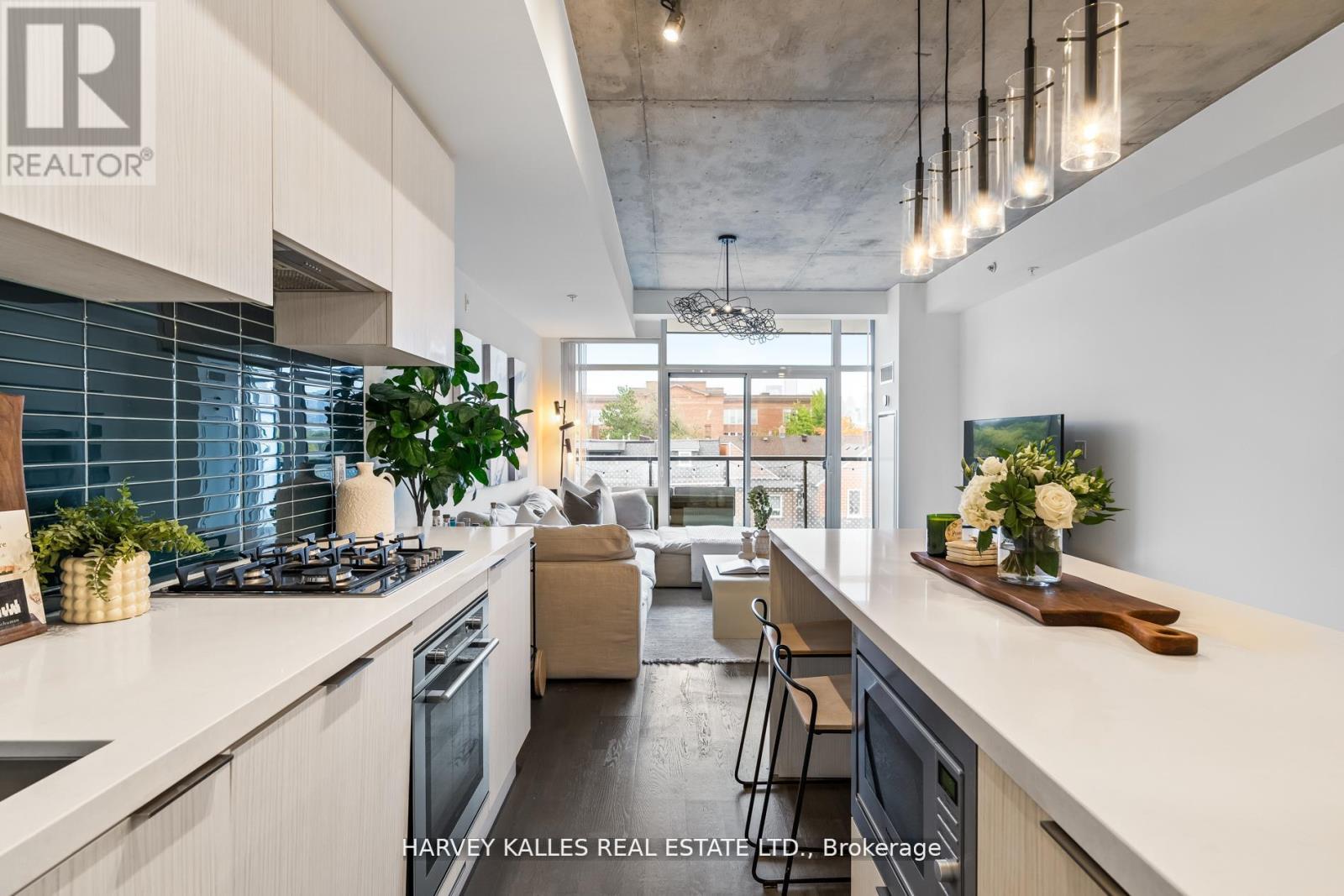 318 - 109 Ossington Avenue, Toronto, Ontario  M6J 0G1 - Photo 4 - C12893332