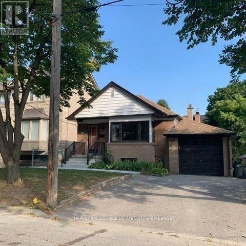 MAIN - 72 MCGILLIVRAY AVENUE, Toronto, Ontario