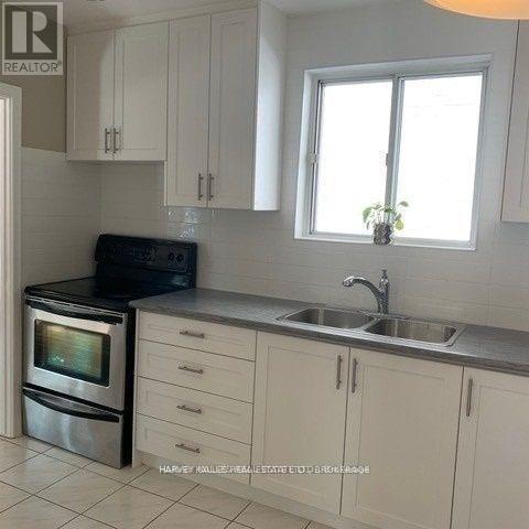 Main - 72 Mcgillivray Avenue, Toronto, Ontario  M5M 2Y2 - Photo 2 - C12894936