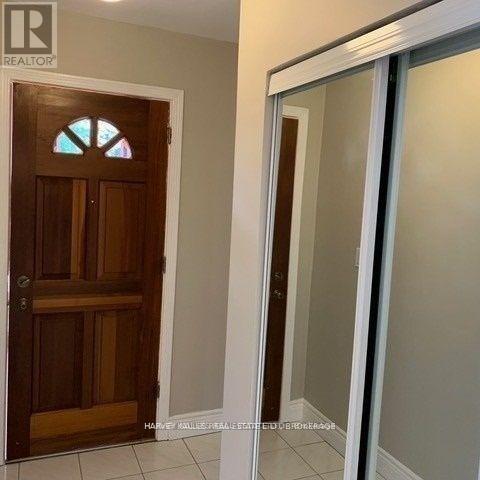 Main - 72 Mcgillivray Avenue, Toronto, Ontario  M5M 2Y2 - Photo 5 - C12894936