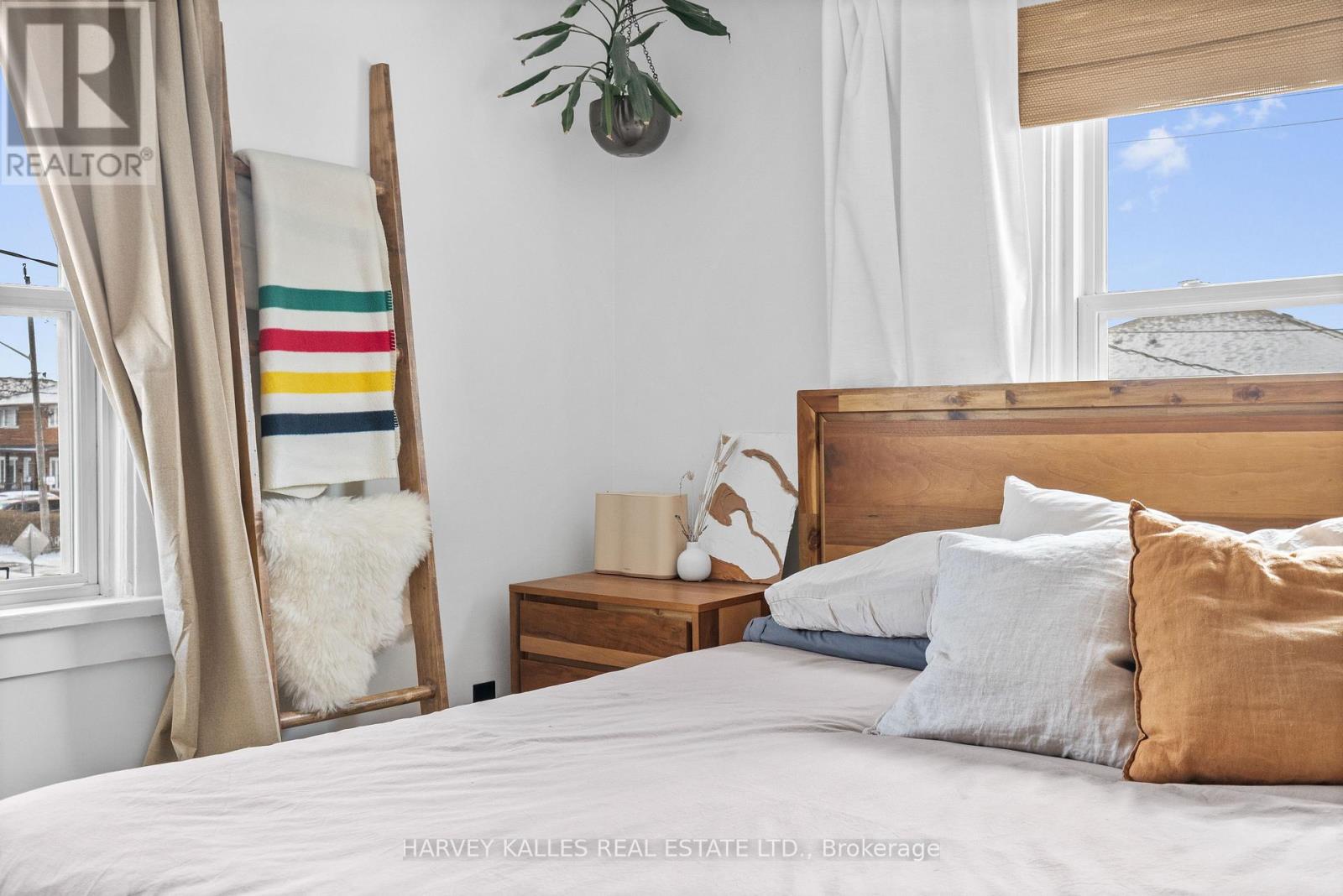 14 Manitoba Street, Toronto, Ontario  M8Y 1C7 - Photo 25 - W12894826