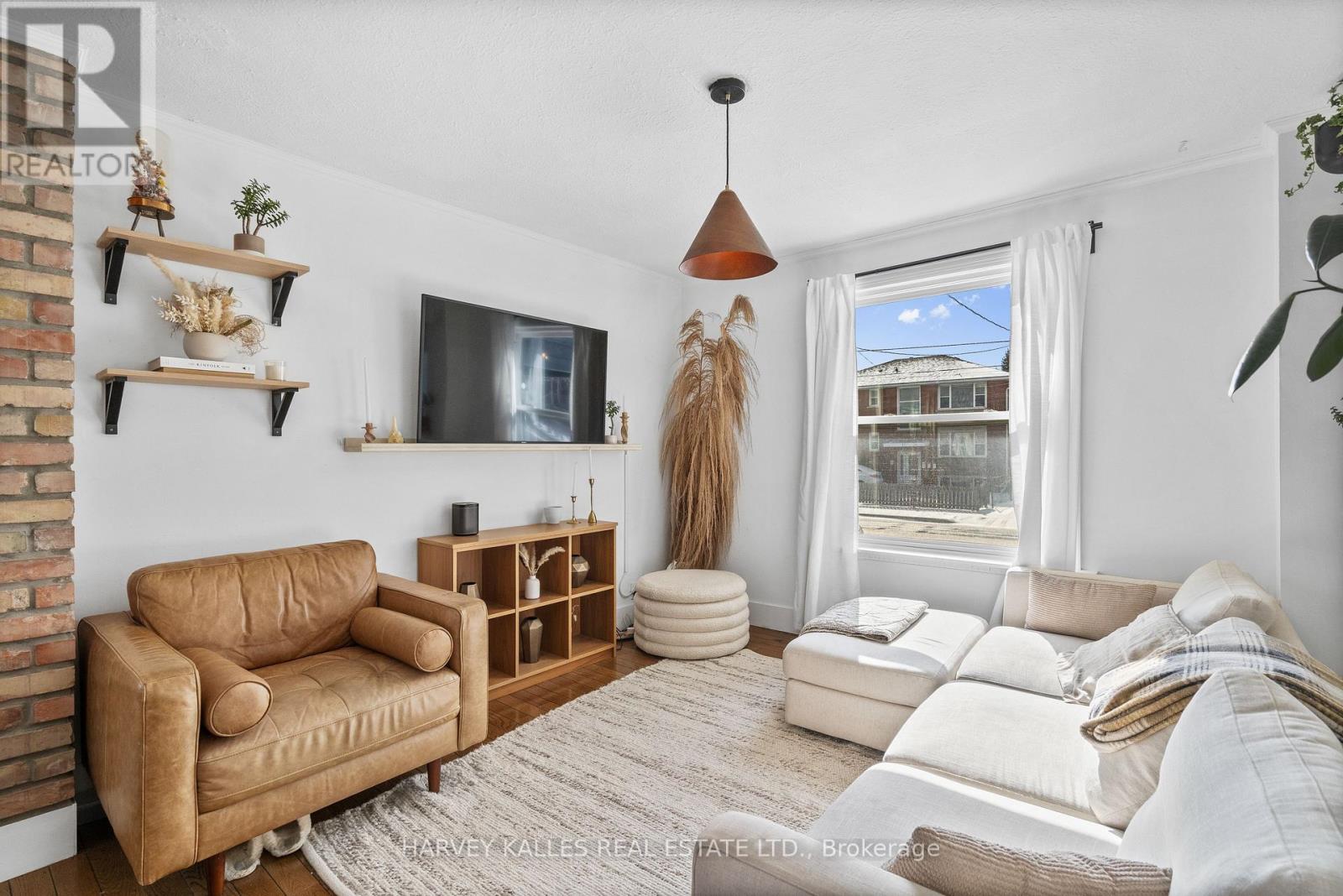 14 Manitoba Street, Toronto, Ontario  M8Y 1C7 - Photo 8 - W12894826