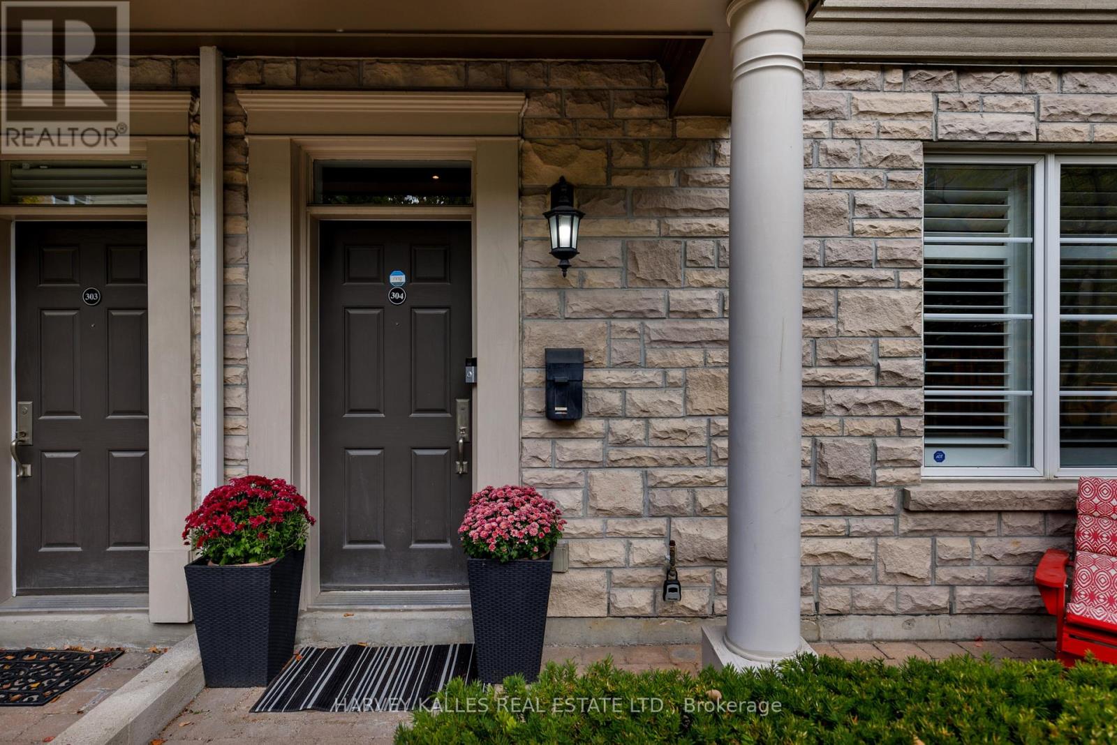 304 - 51 York Mills Road, Toronto, Ontario  M2P 1B6 - Photo 3 - C12897272