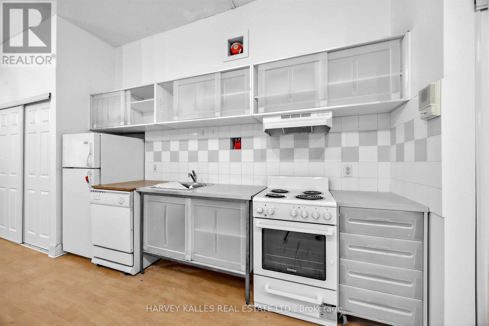 106 Queen Street E, Toronto, Ontario  M5C 1S6 - Photo 22 - C12899382