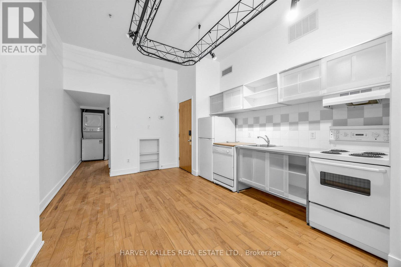 106 Queen Street E, Toronto, Ontario  M5C 1S6 - Photo 8 - C12899382