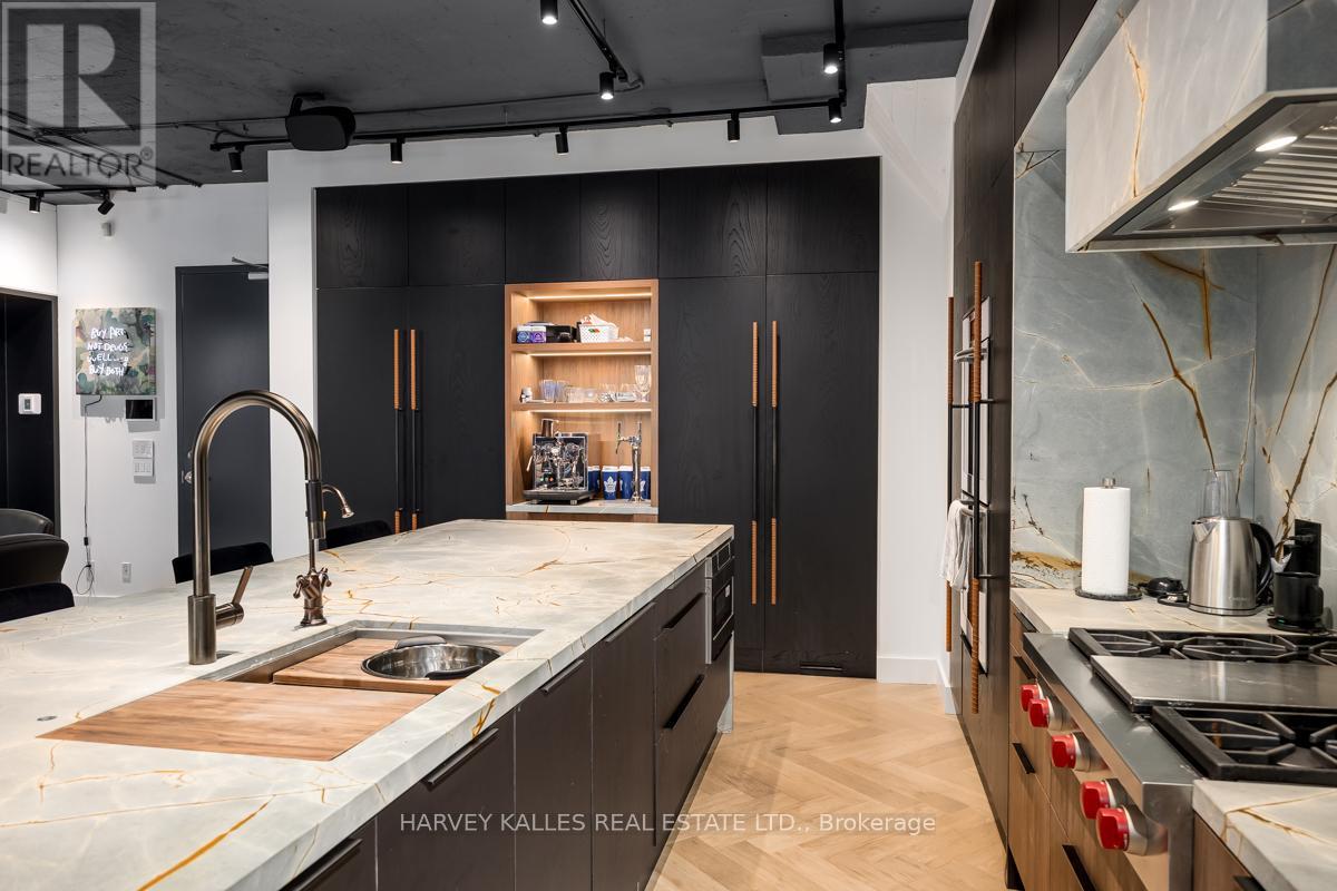 201 - 113 Dupont Street, Toronto, Ontario  M5R 1V4 - Photo 11 - C12899840