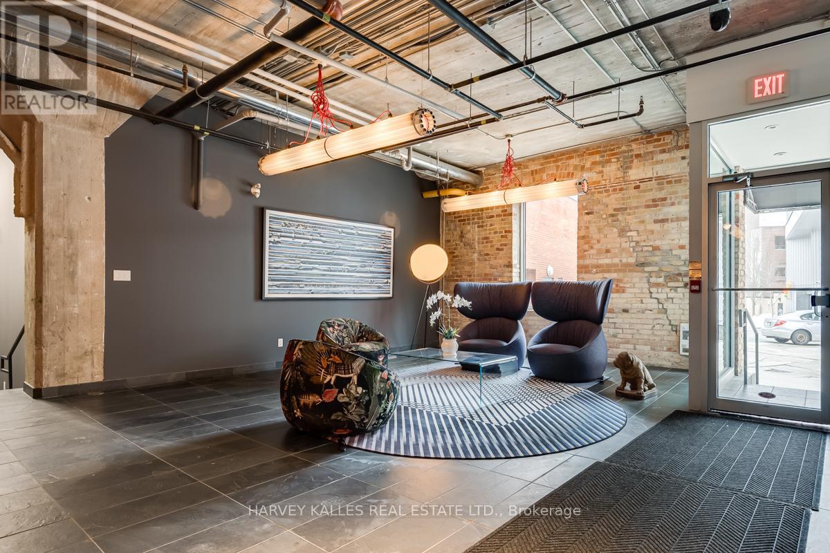 201 - 113 Dupont Street, Toronto, Ontario  M5R 1V4 - Photo 2 - C12899840