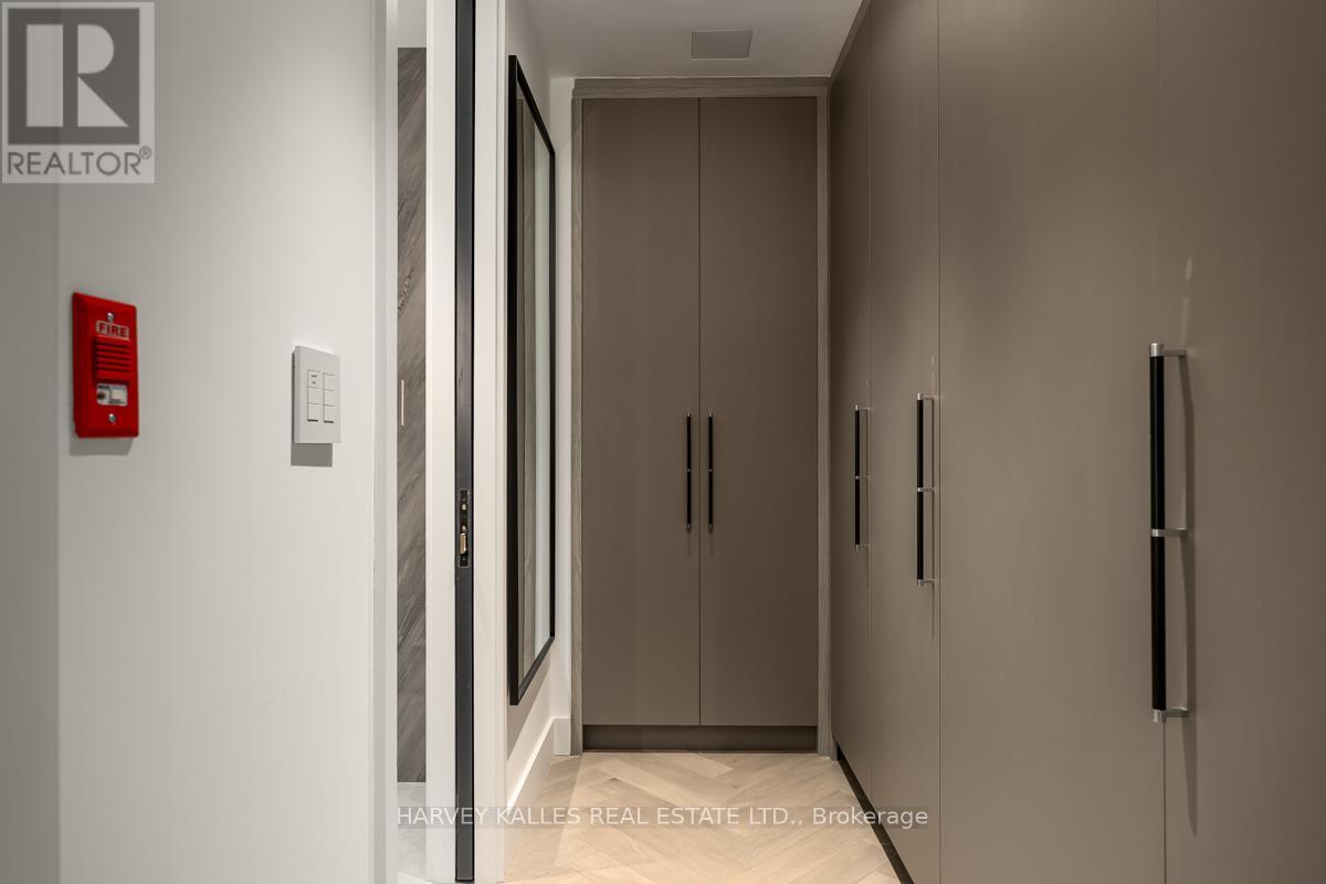 201 - 113 Dupont Street, Toronto, Ontario  M5R 1V4 - Photo 21 - C12899840