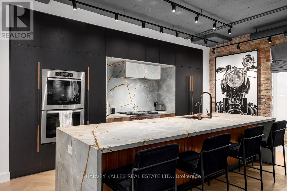 201 - 113 Dupont Street, Toronto, Ontario  M5R 1V4 - Photo 8 - C12899840