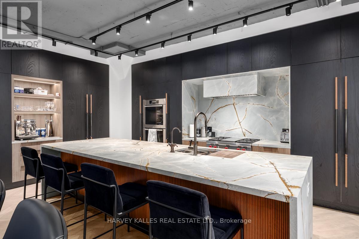201 - 113 Dupont Street, Toronto, Ontario  M5R 1V4 - Photo 9 - C12899840