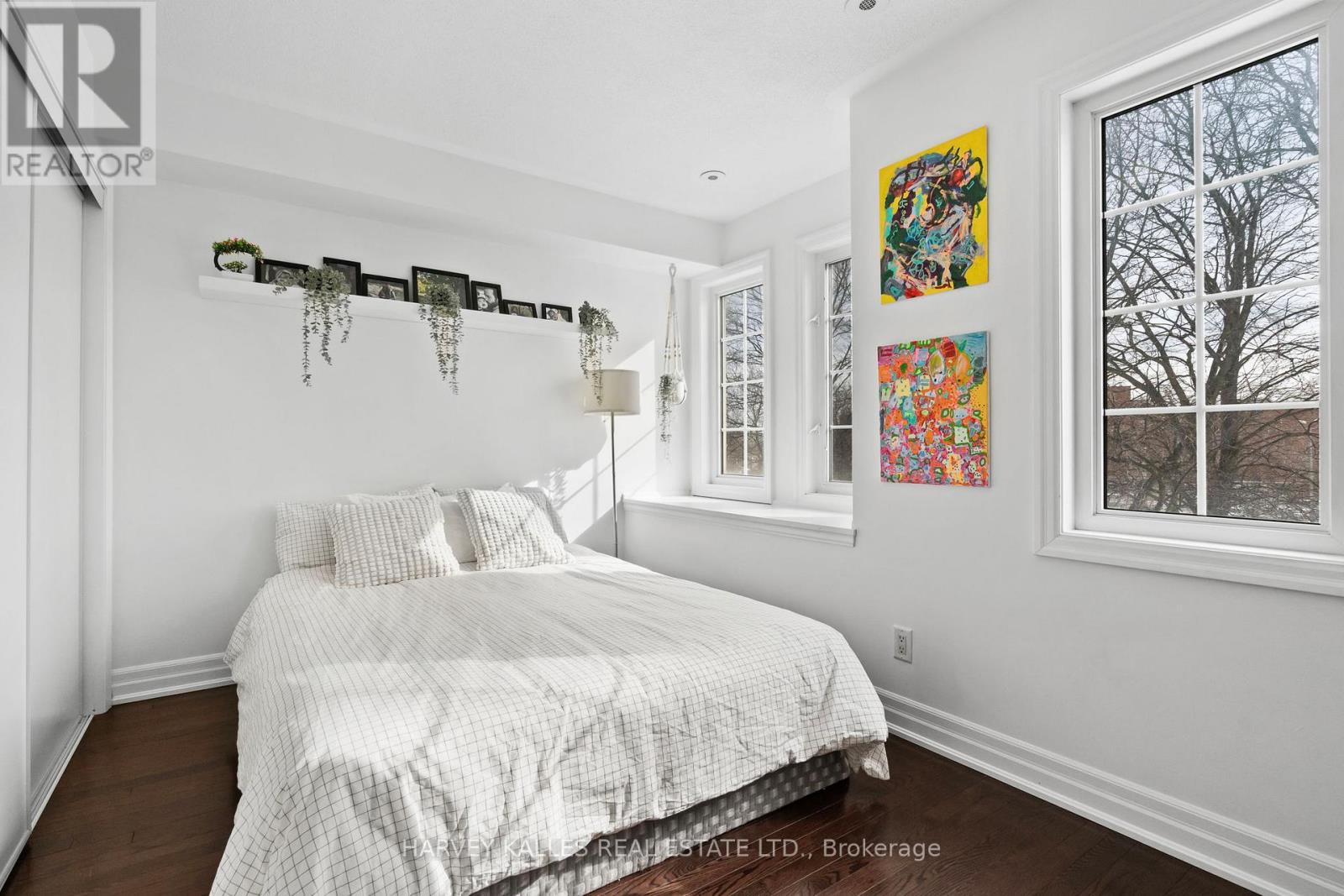 17 Peelar Mews, Toronto, Ontario  M8Y 0B1 - Photo 23 - W12900730