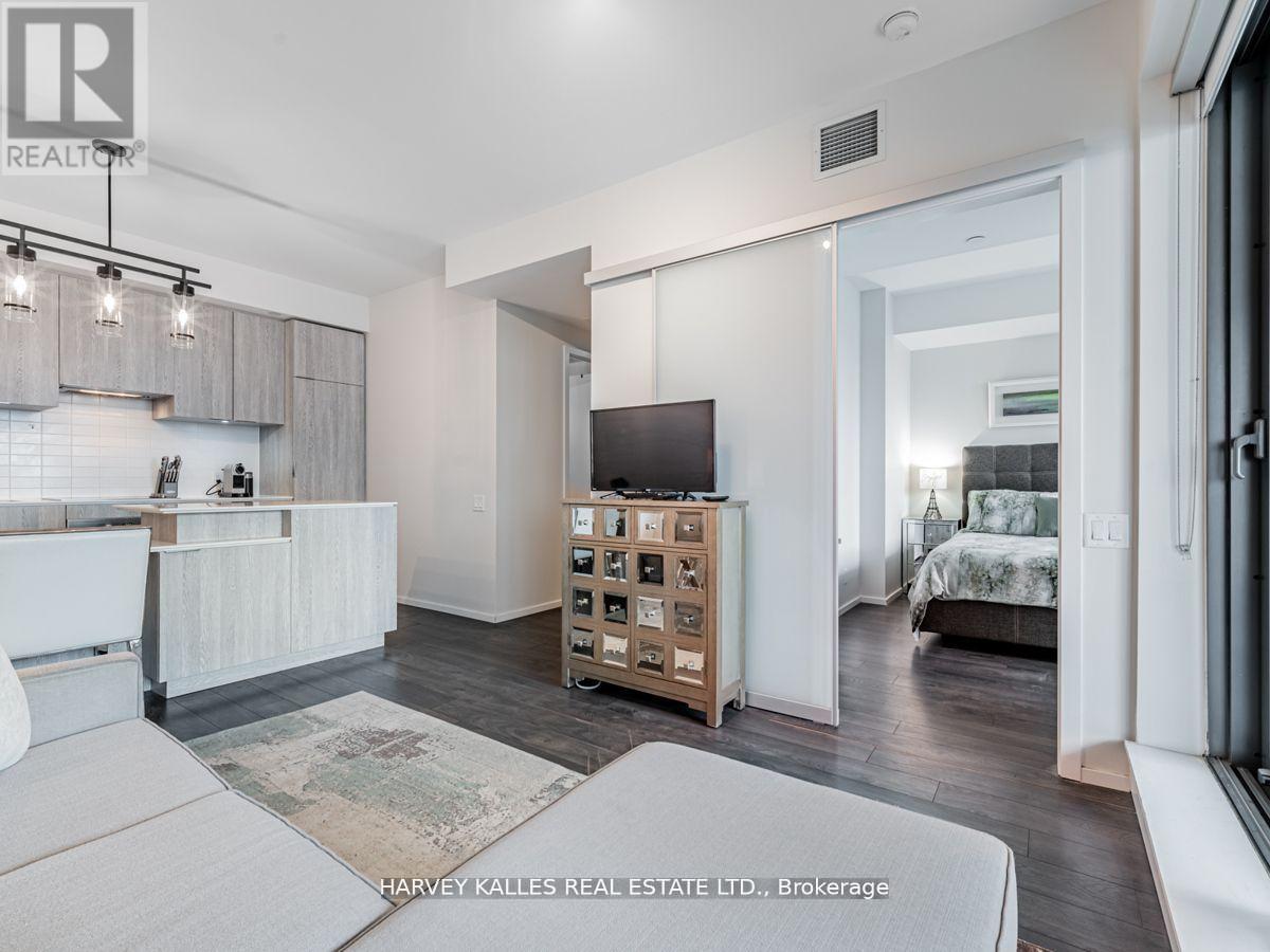 2806 - 5 St Joseph Street, Toronto, Ontario  M4Y 1Z3 - Photo 11 - C12901488