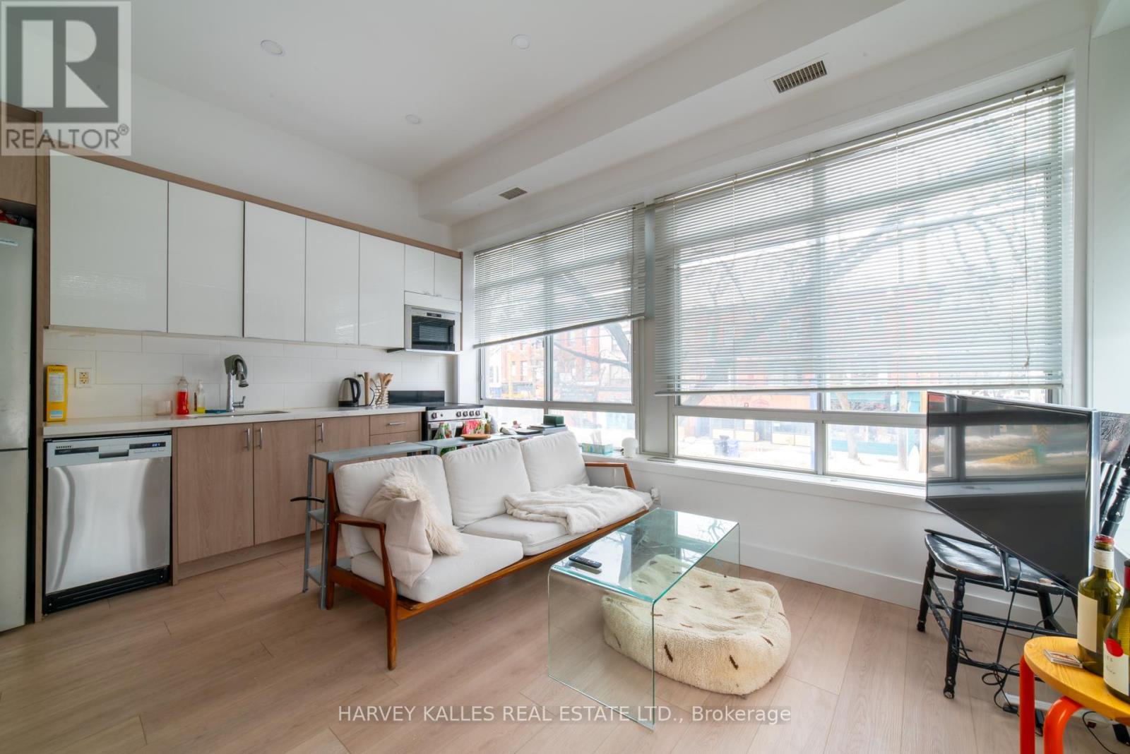 1 - 409 College Street, Toronto, Ontario  M5T 1T1 - Photo 4 - C12901590