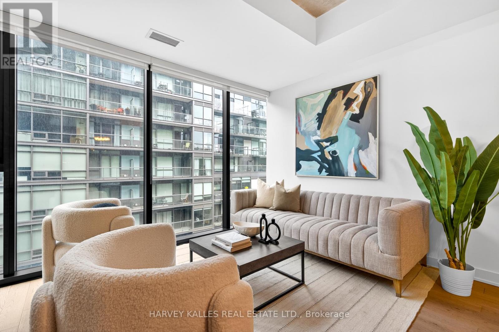 604 - 38 Stewart Street, Toronto, Ontario  M5V 0H1 - Photo 10 - C12905068