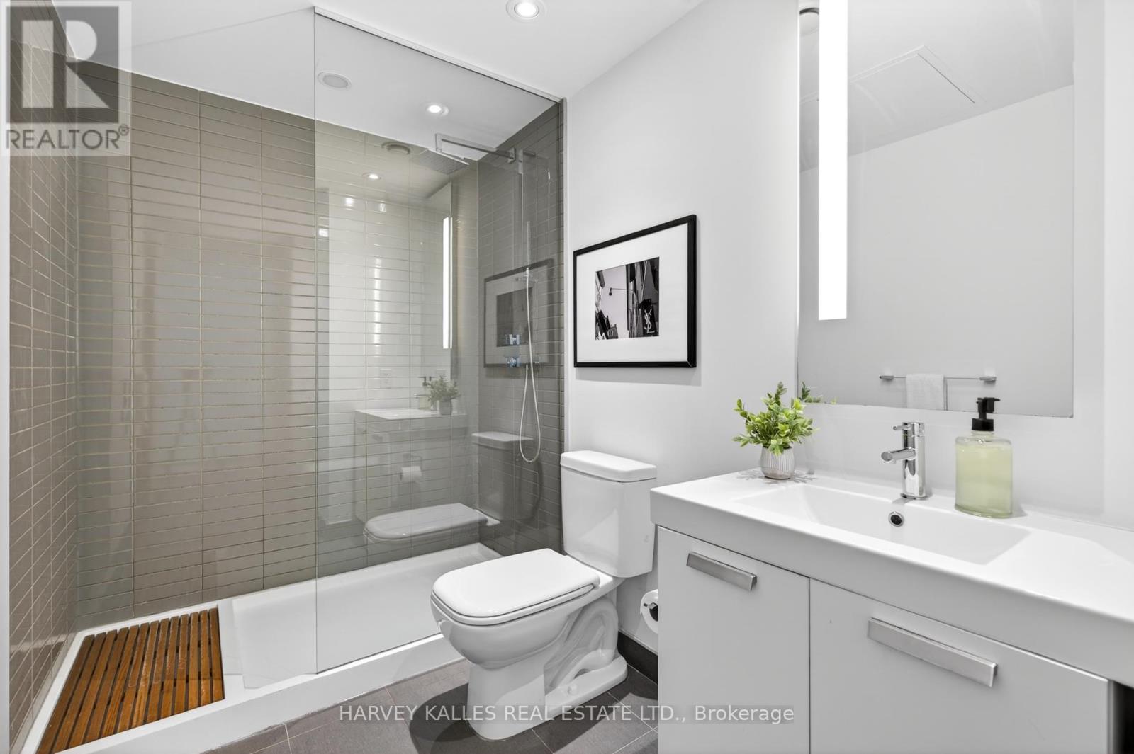 604 - 38 Stewart Street, Toronto, Ontario  M5V 0H1 - Photo 14 - C12905068