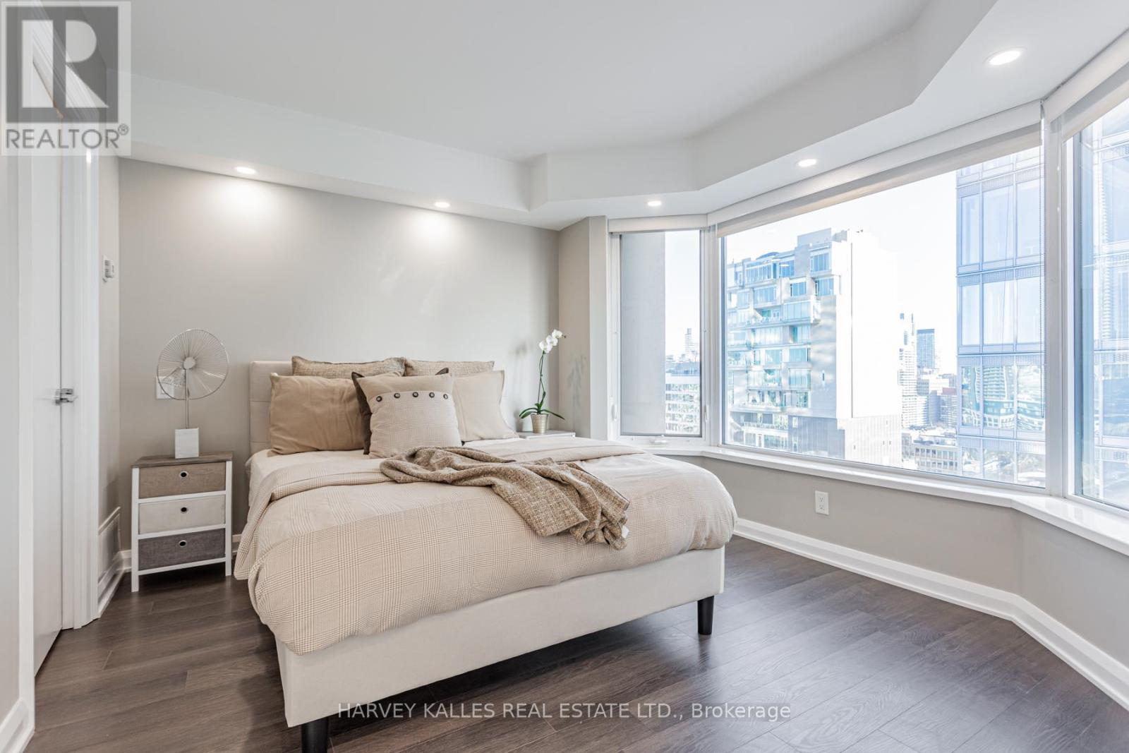 2308 - 155 Yorkville Avenue, Toronto, Ontario  M5R 1C4 - Photo 21 - C12908268