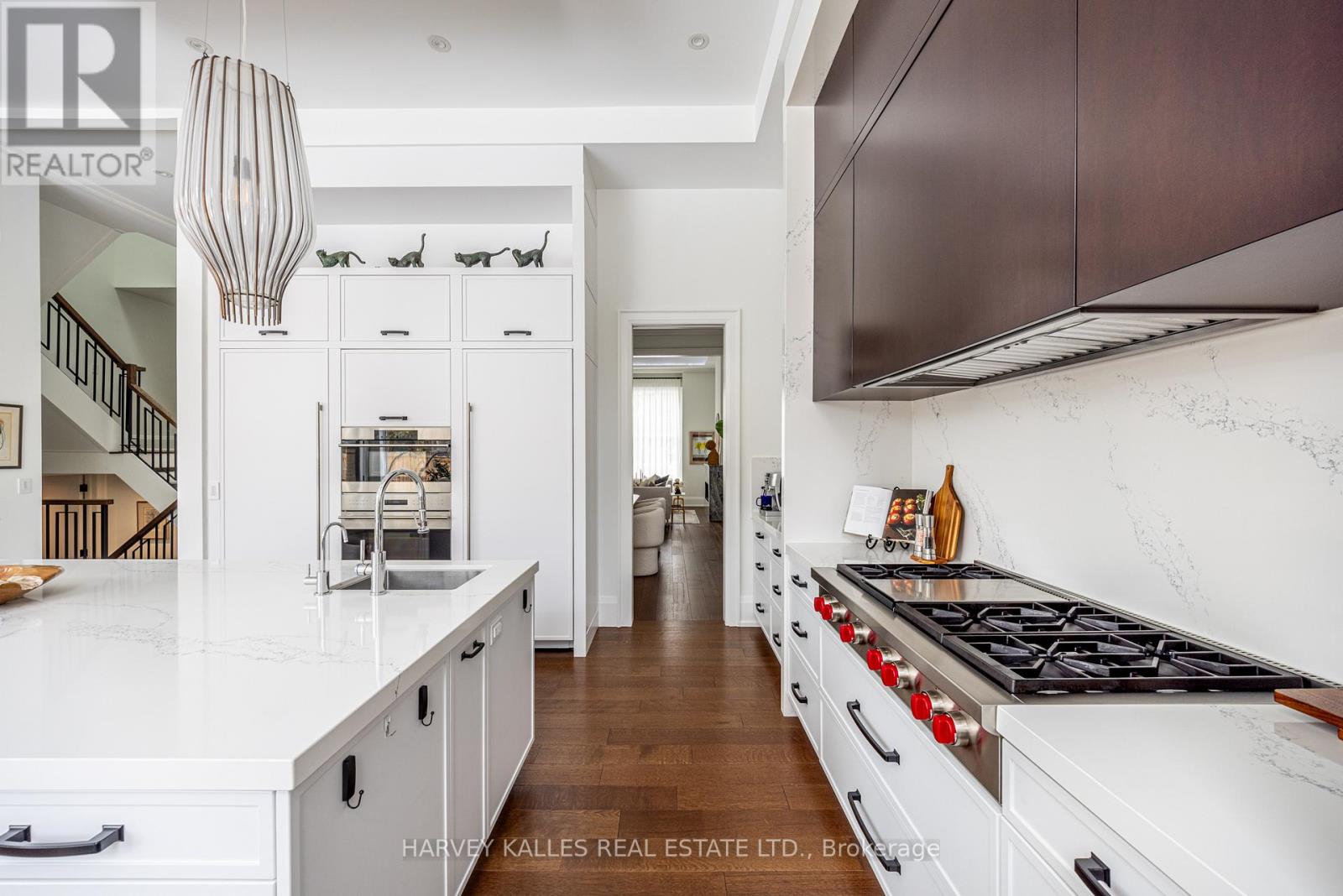 264 Cortleigh Boulevard, Toronto, Ontario  M5N 1P7 - Photo 11 - C12909036