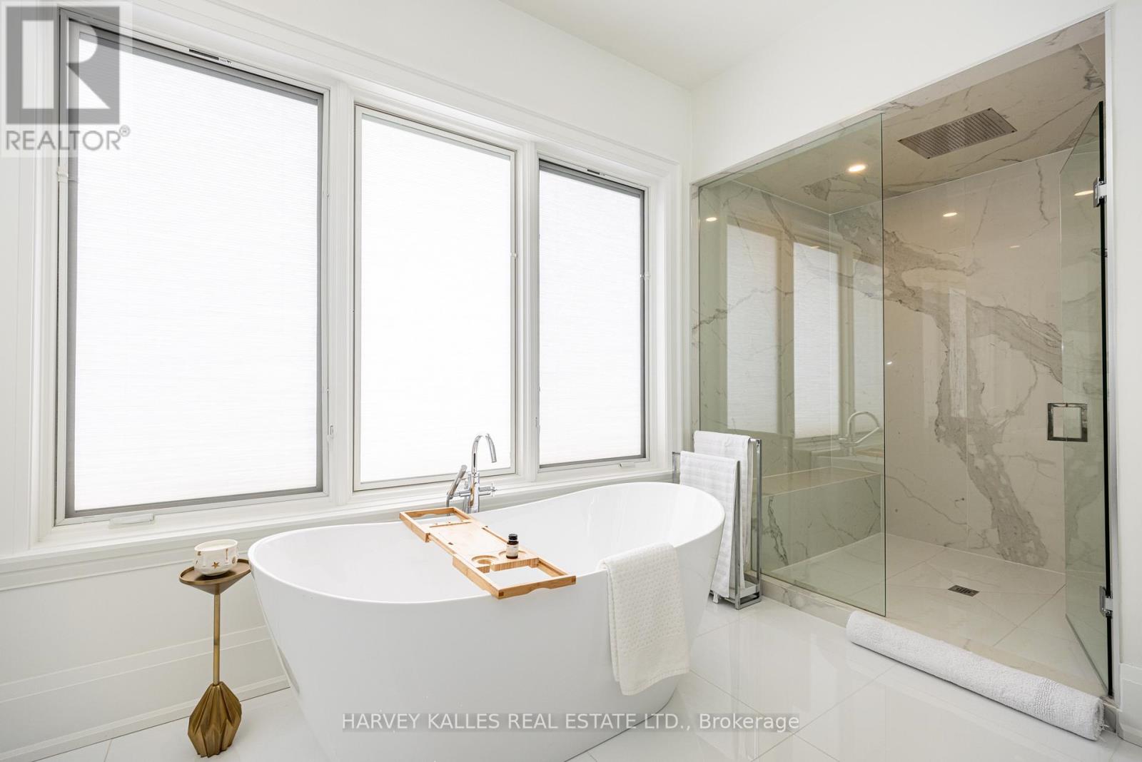 264 Cortleigh Boulevard, Toronto, Ontario  M5N 1P7 - Photo 26 - C12909036