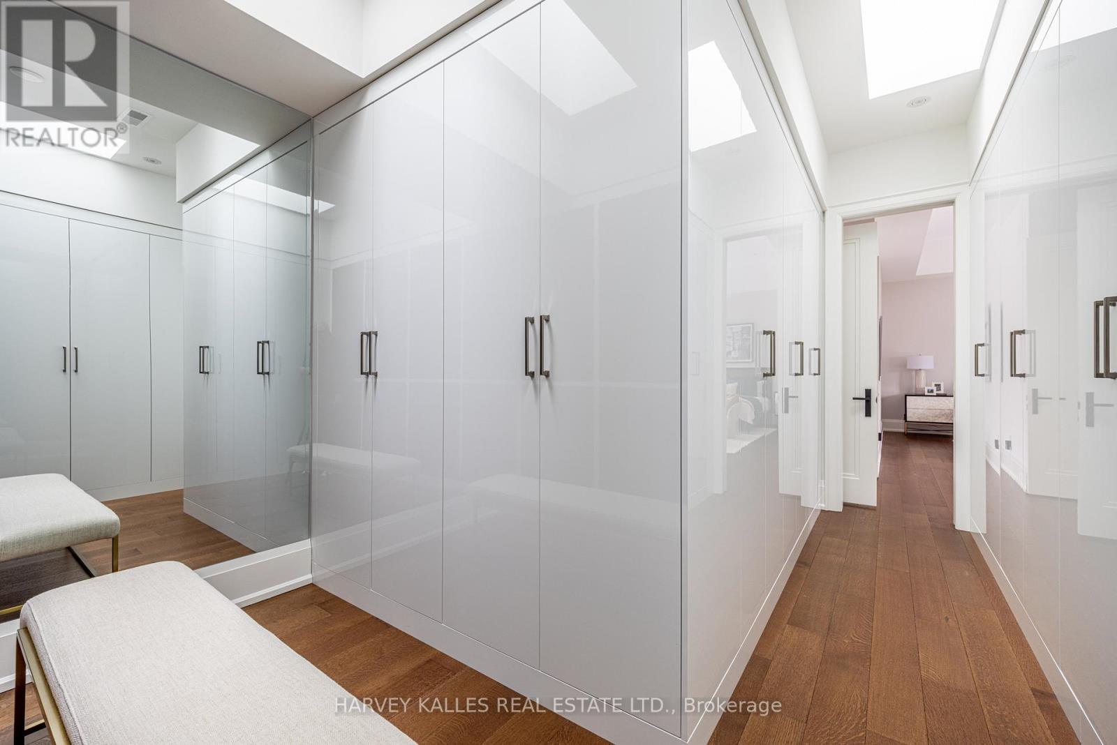 264 Cortleigh Boulevard, Toronto, Ontario  M5N 1P7 - Photo 27 - C12909036