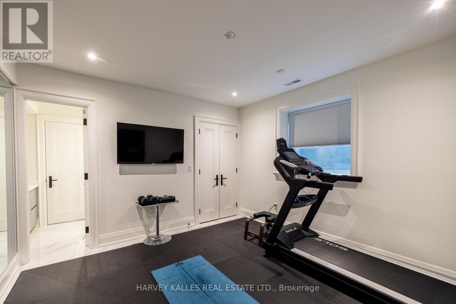 264 Cortleigh Boulevard, Toronto, Ontario  M5N 1P7 - Photo 44 - C12909036