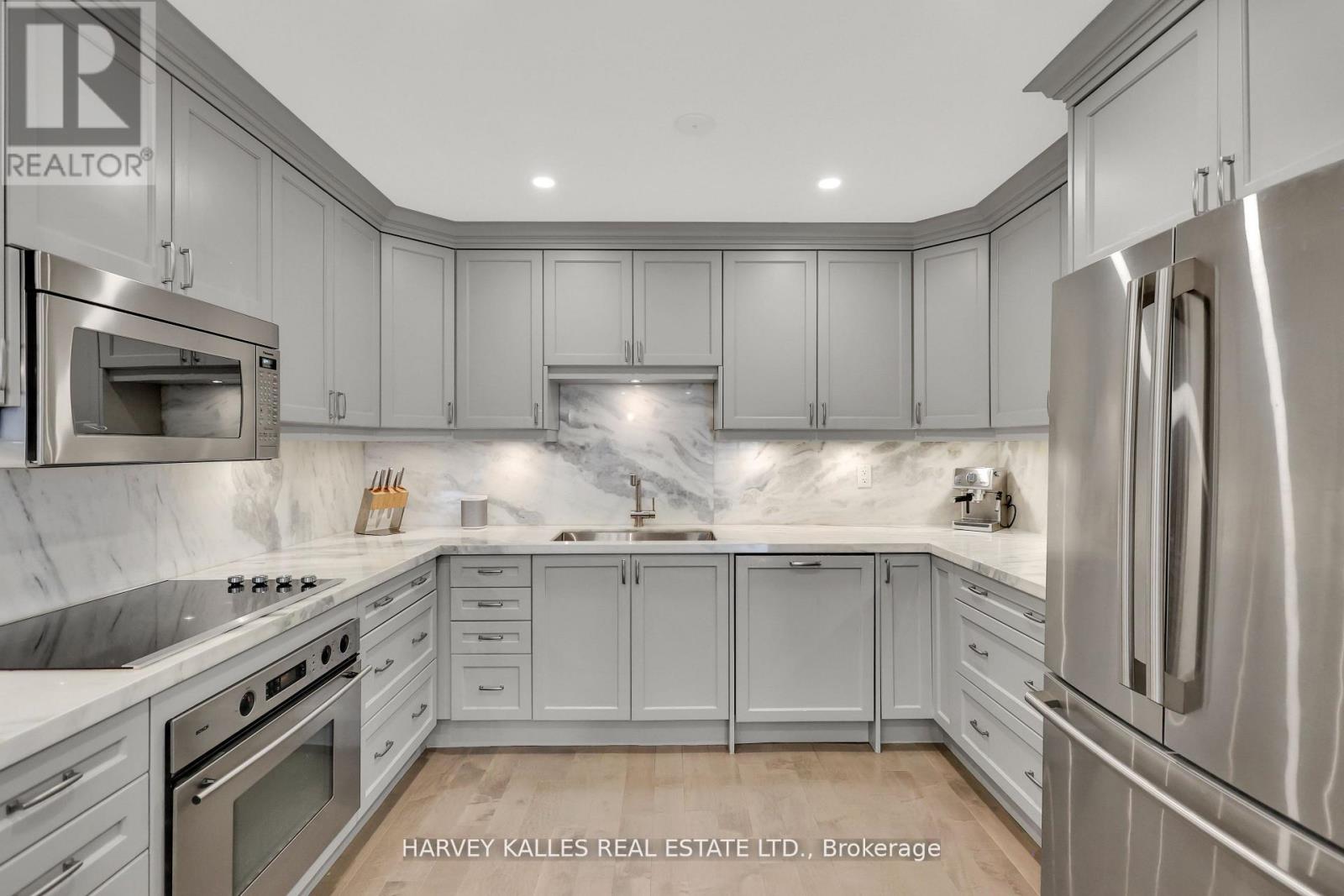 324-325 - 40 Sylvan Valley Way, Toronto, Ontario  M5M 4M3 - Photo 12 - C12909502