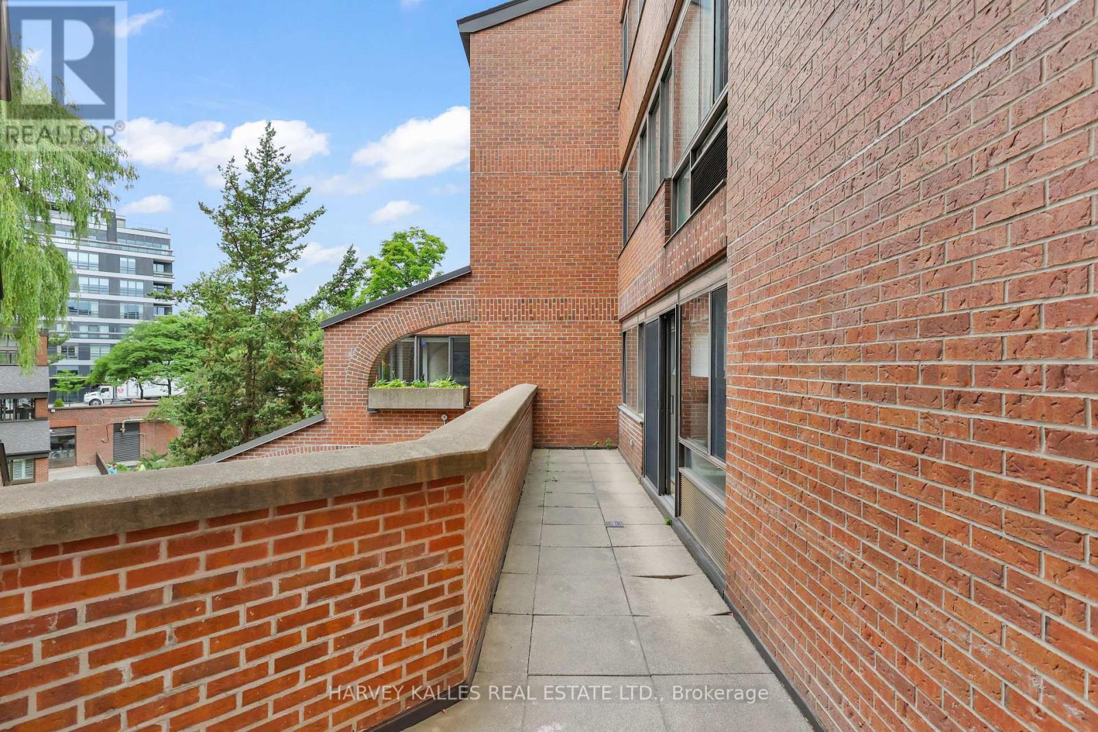 324-325 - 40 Sylvan Valley Way, Toronto, Ontario  M5M 4M3 - Photo 23 - C12909502