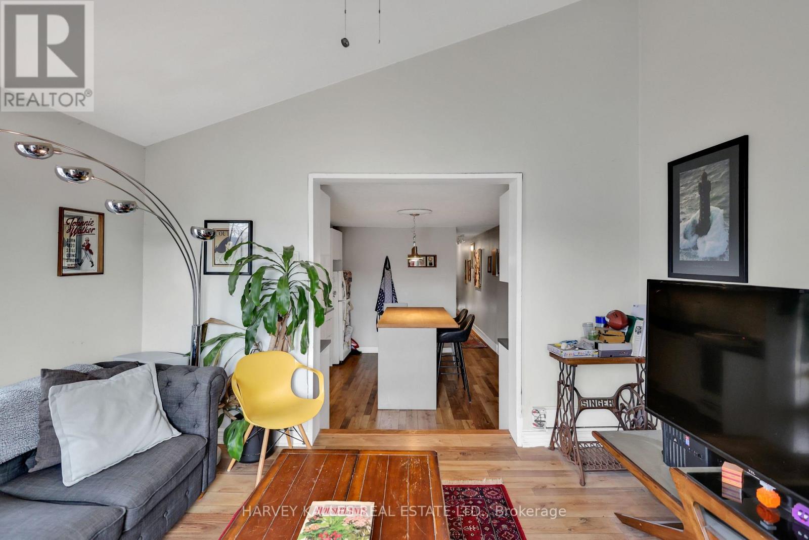 244 Markham Street, Toronto, Ontario  M6J 2G6 - Photo 3 - C12909958