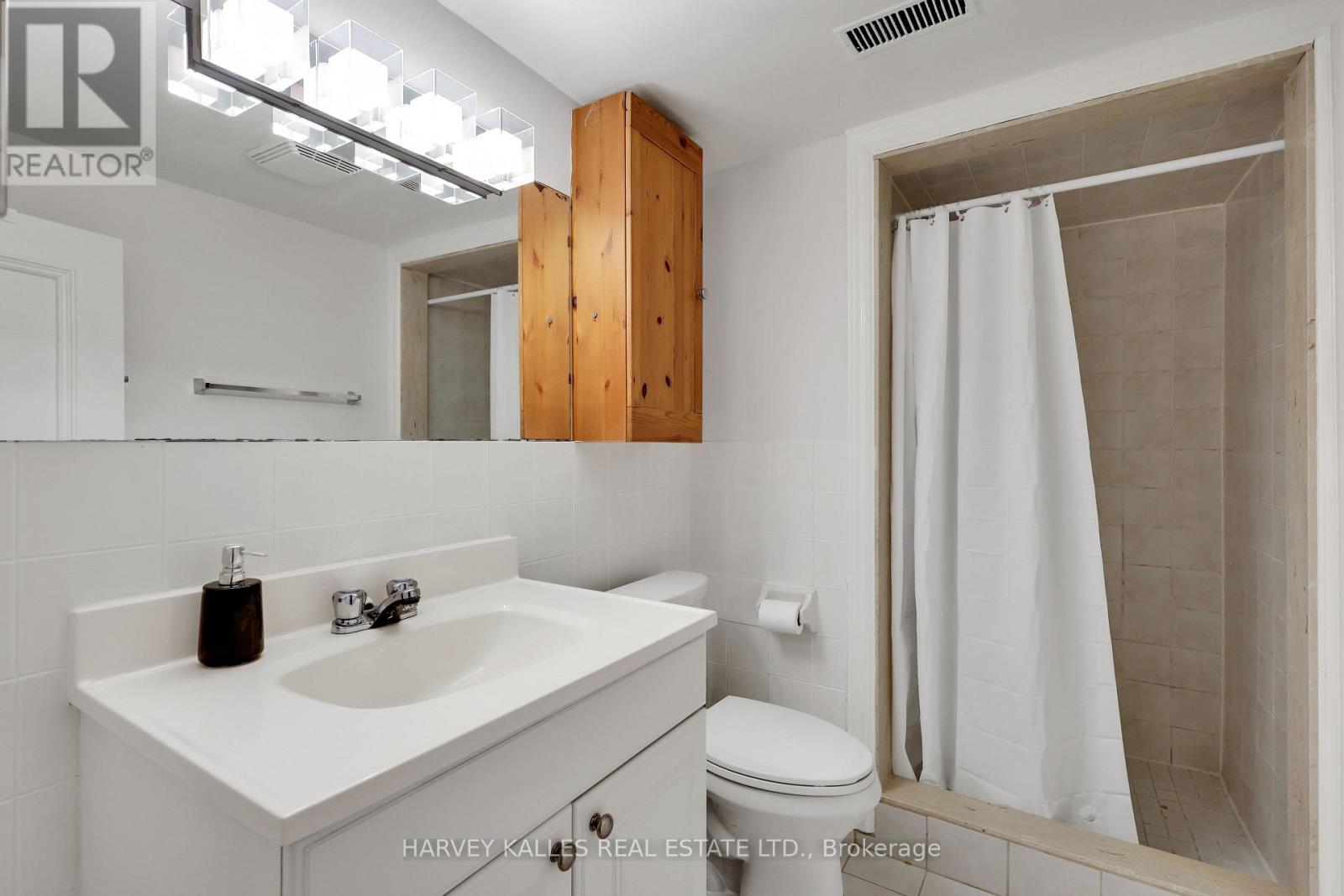 244 Markham Street, Toronto, Ontario  M6J 2G6 - Photo 36 - C12909958