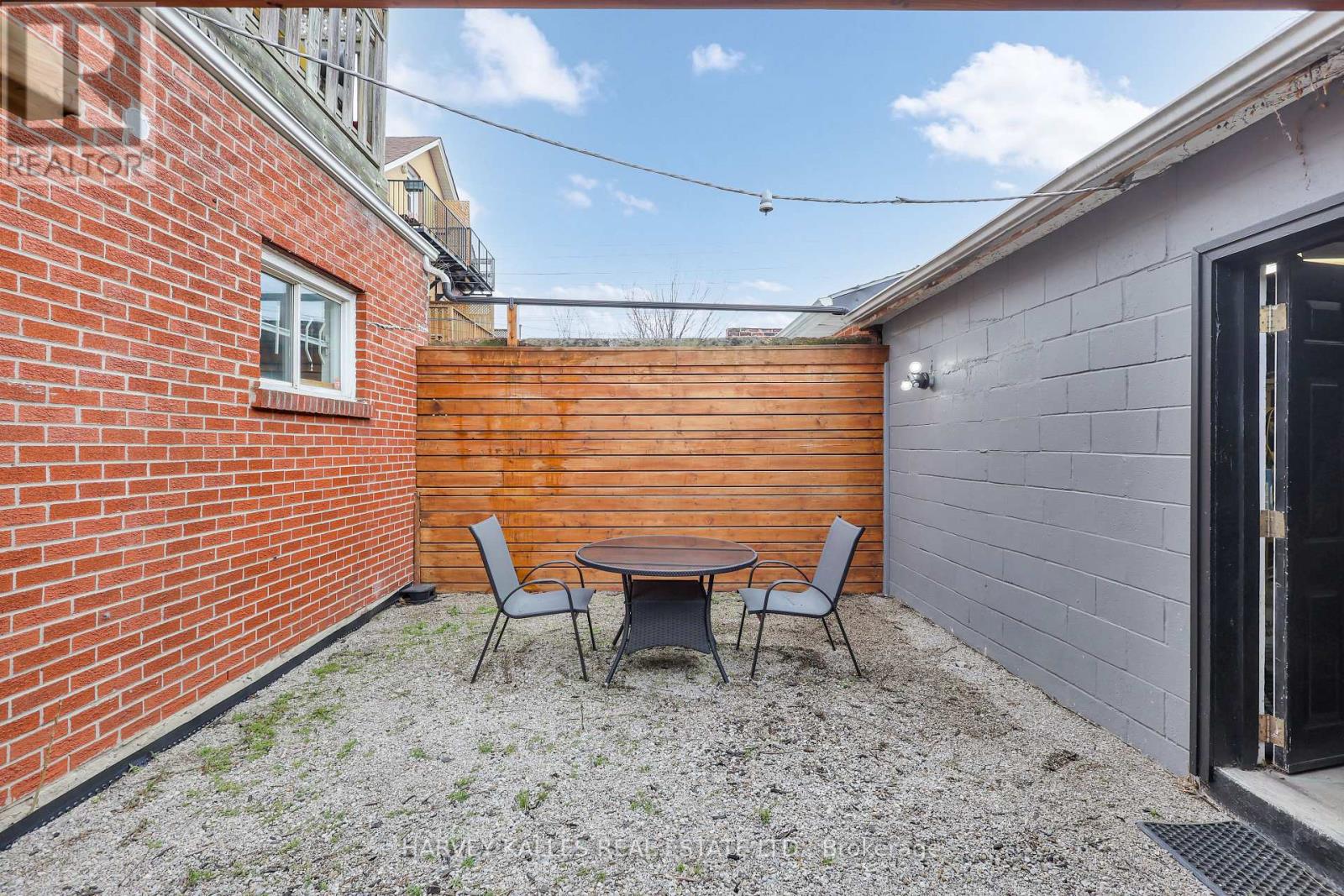 244 Markham Street, Toronto, Ontario  M6J 2G6 - Photo 44 - C12909958