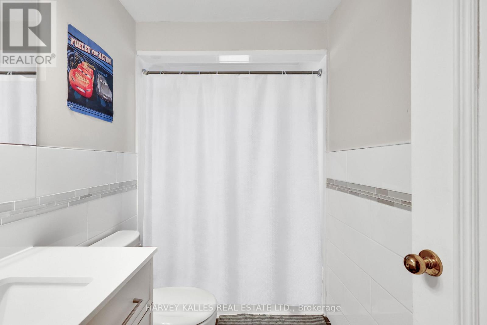 244 Markham Street, Toronto, Ontario  M6J 2G6 - Photo 9 - C12909958