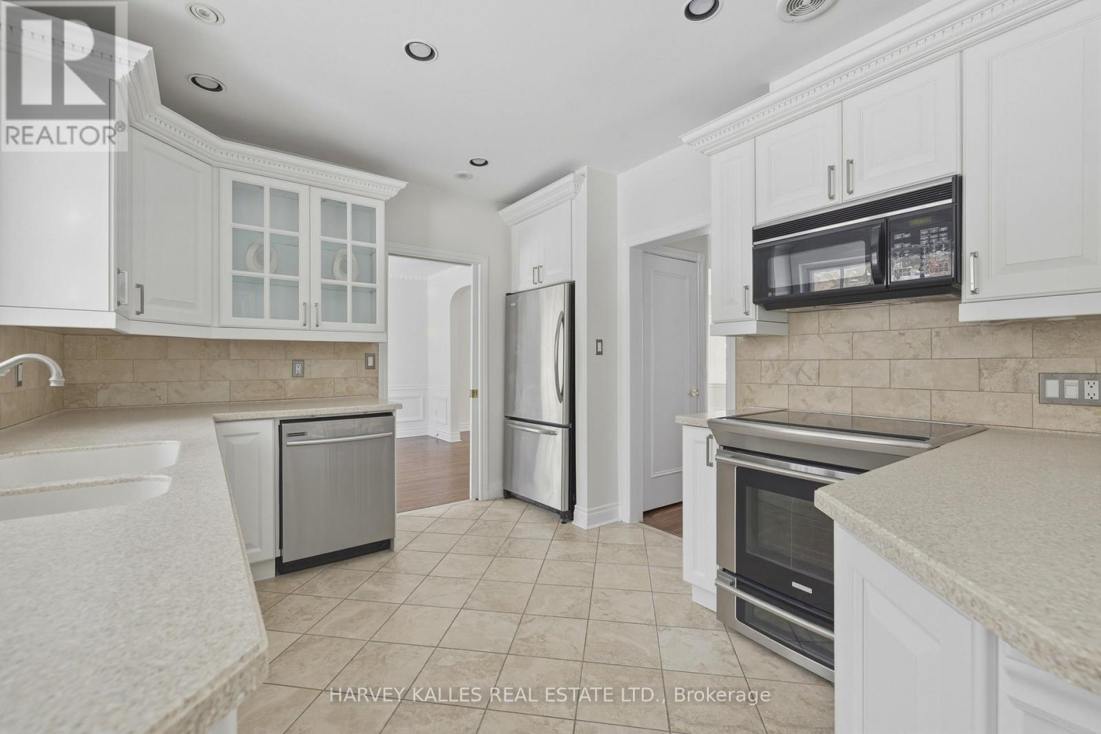 530 Blythwood Road, Toronto, Ontario  M4N 1B3 - Photo 13 - C12910180