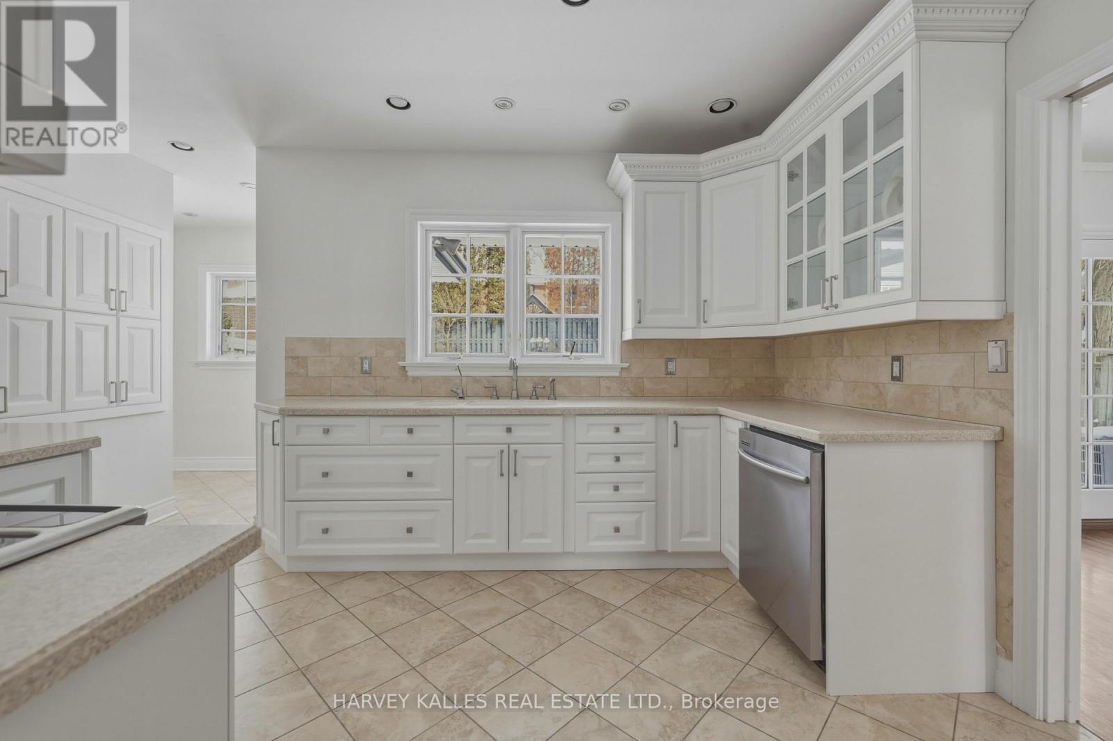 530 Blythwood Road, Toronto, Ontario  M4N 1B3 - Photo 15 - C12910180