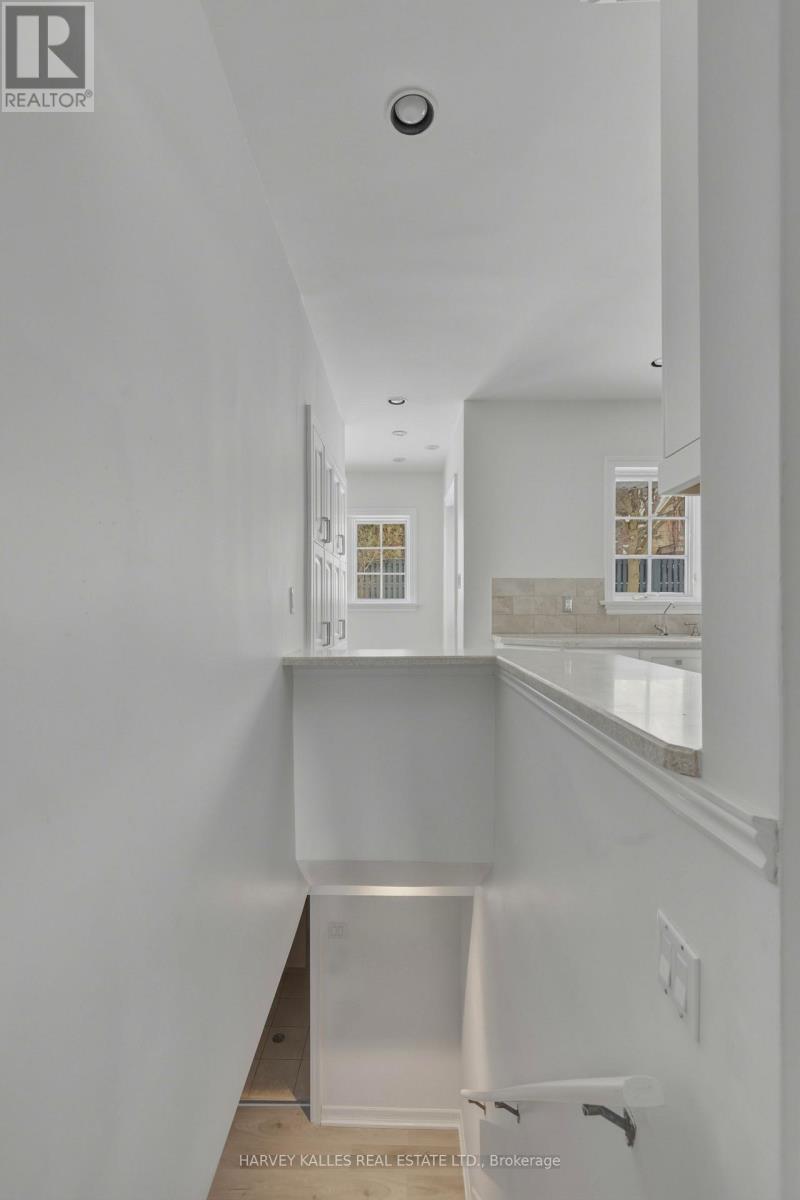 530 Blythwood Road, Toronto, Ontario  M4N 1B3 - Photo 30 - C12910180