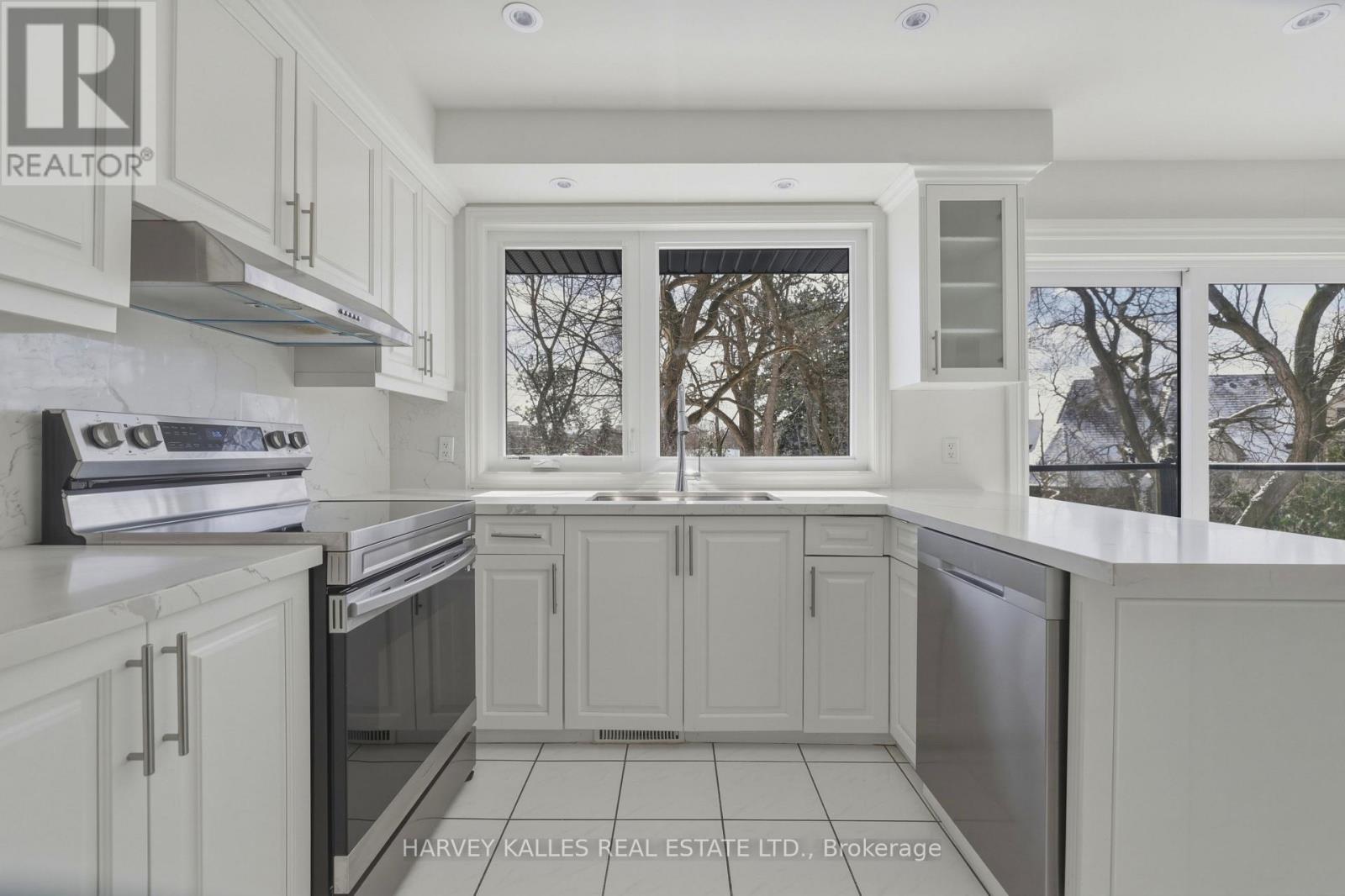 537 Blythwood Road, Toronto, Ontario  M4N 1B4 - Photo 14 - C12910194