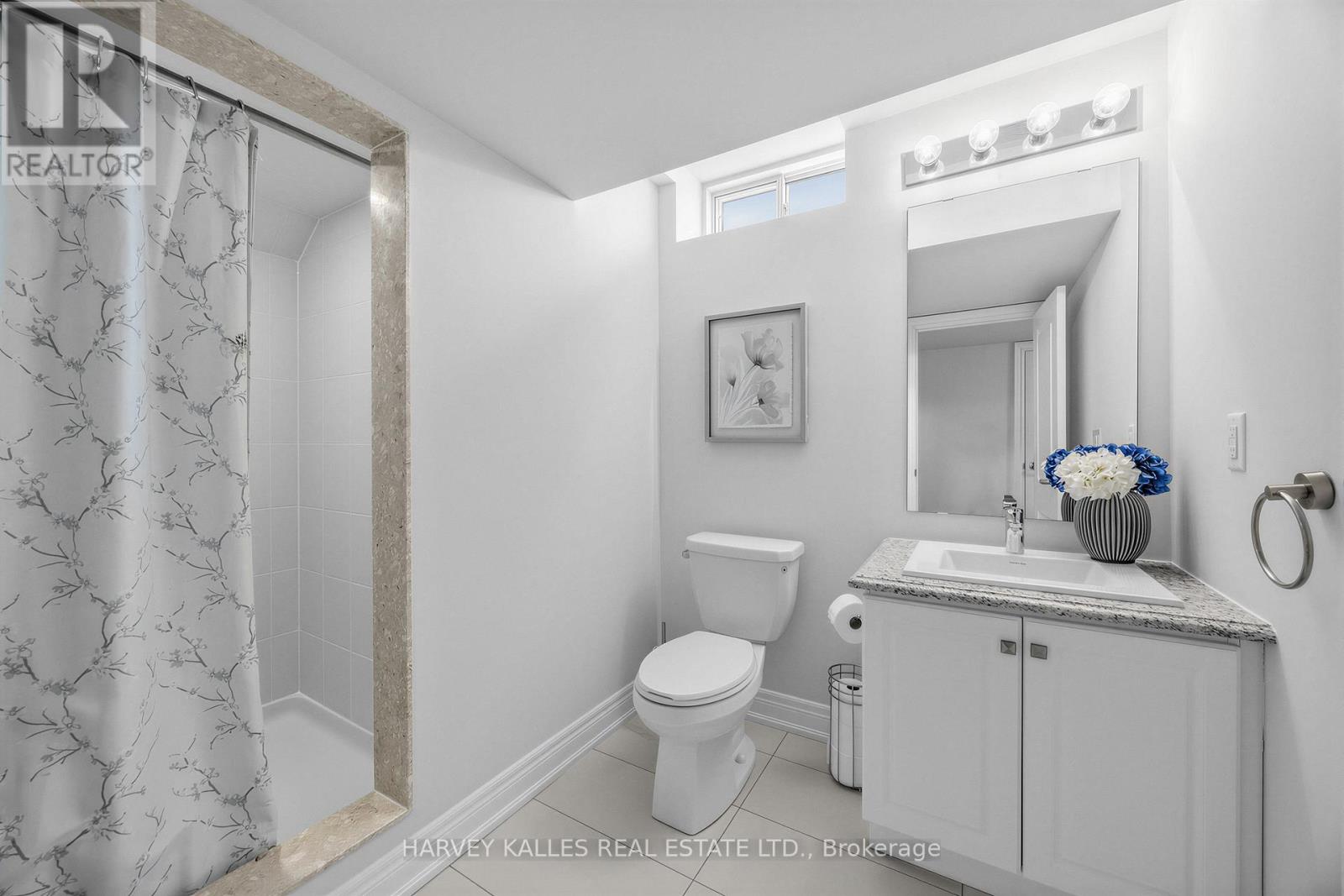 1002 Kingpeak Crescent, Pickering, Ontario  L1X 0H3 - Photo 41 - E12910342